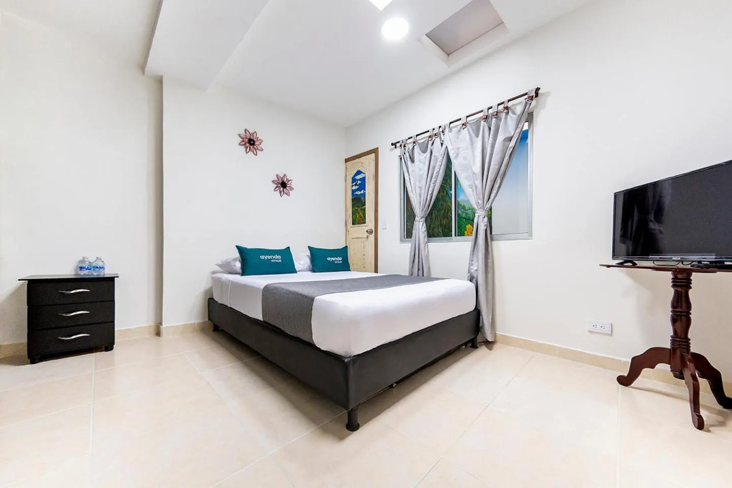 Photo of the whole room, Bed in Ayenda Fundadores 1906