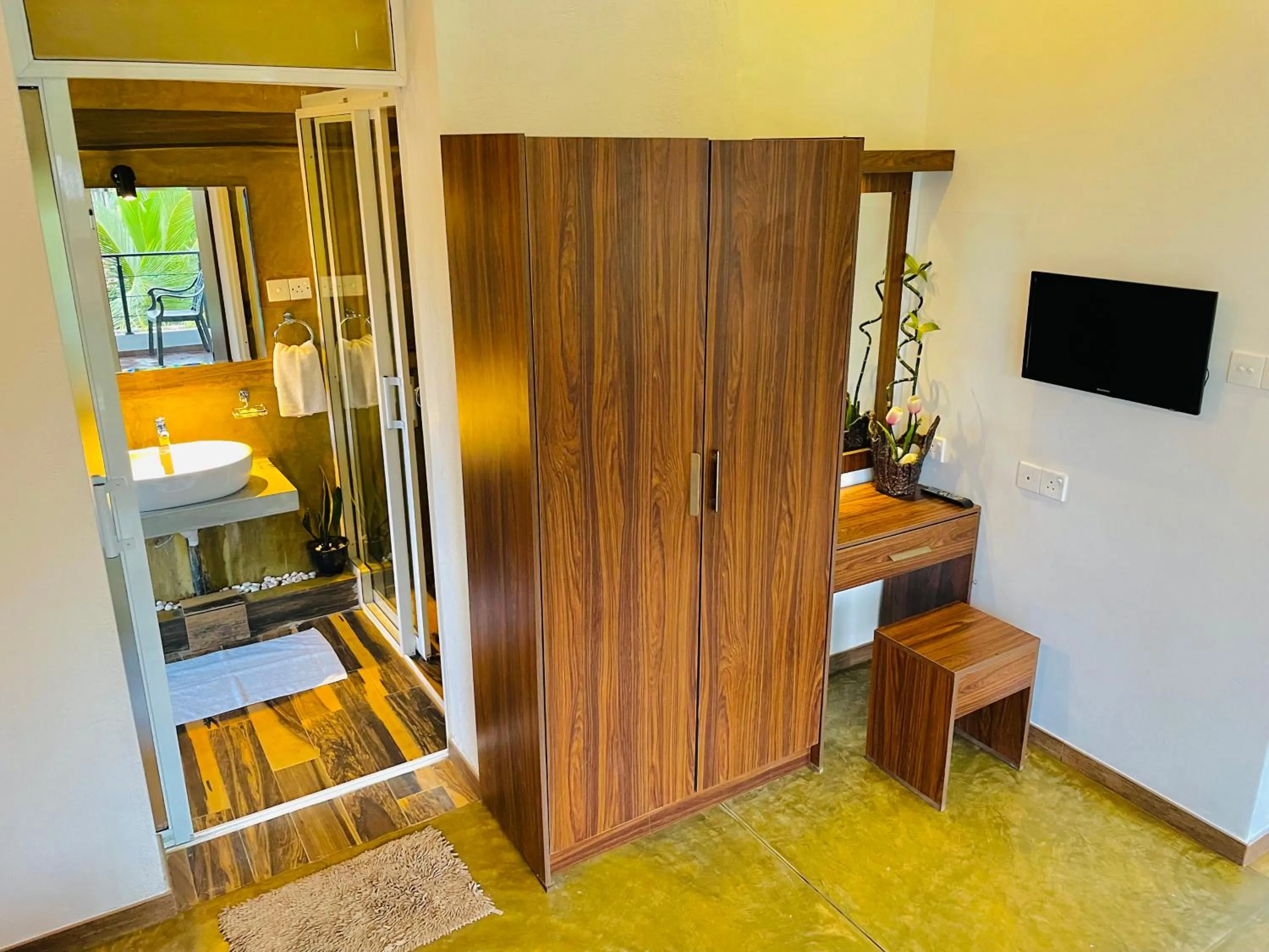 Bed in 8 Plus Motels