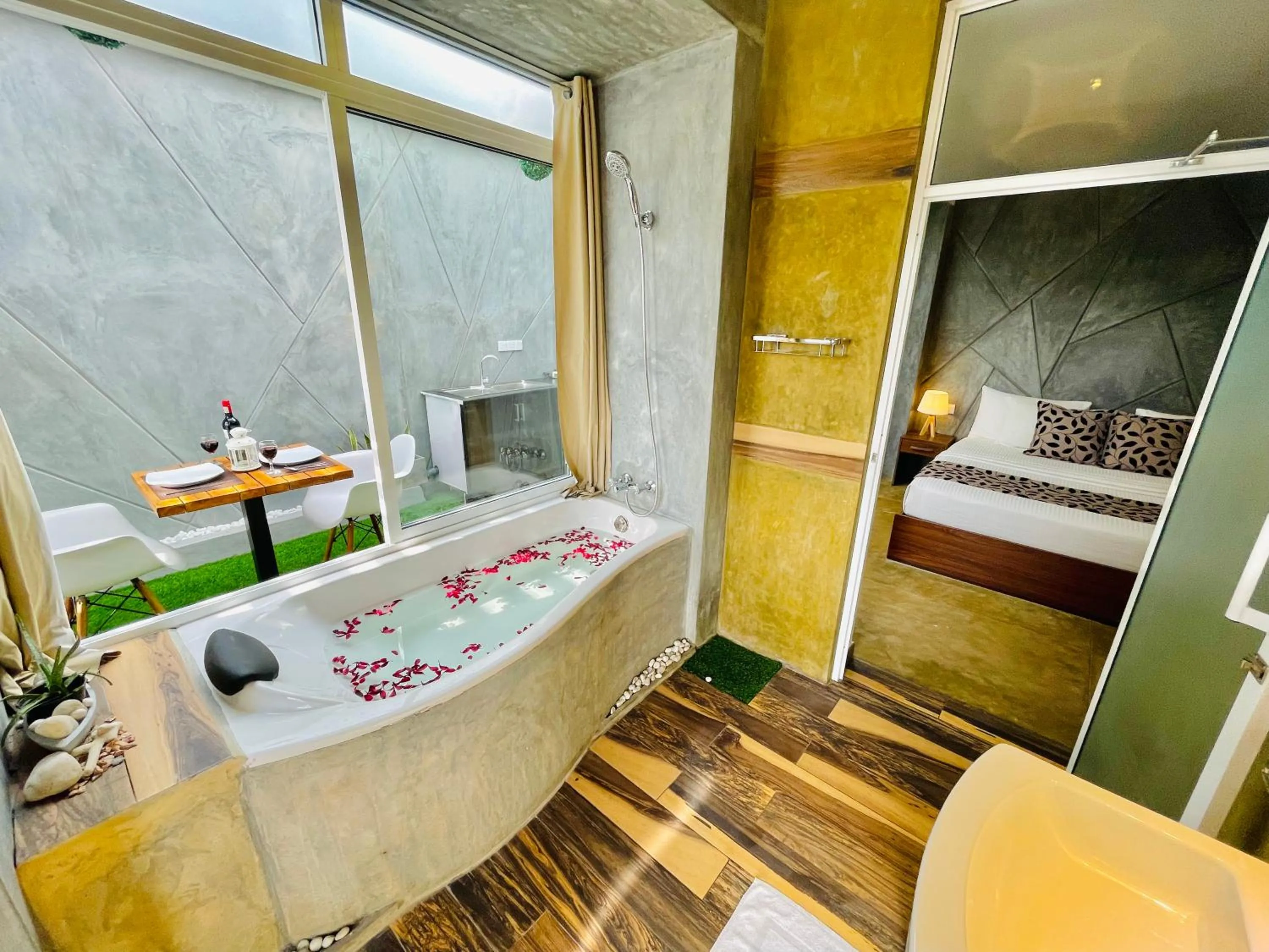 Bathroom in 8 Plus Motels