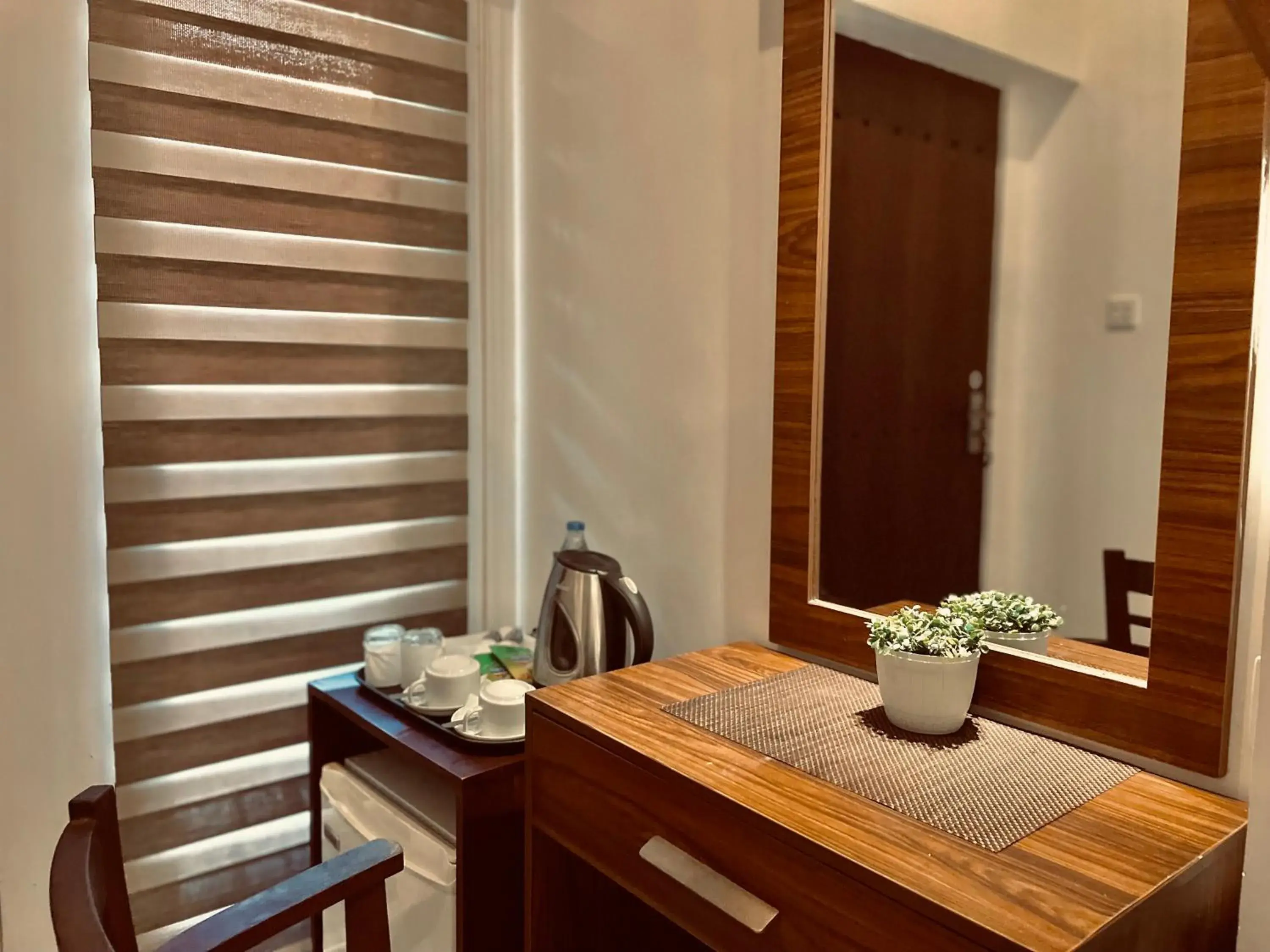 Deluxe Single Room - single occupancy in 8 Plus Motels Deluxe Single Room - single occupancy in 8 Plus Motels