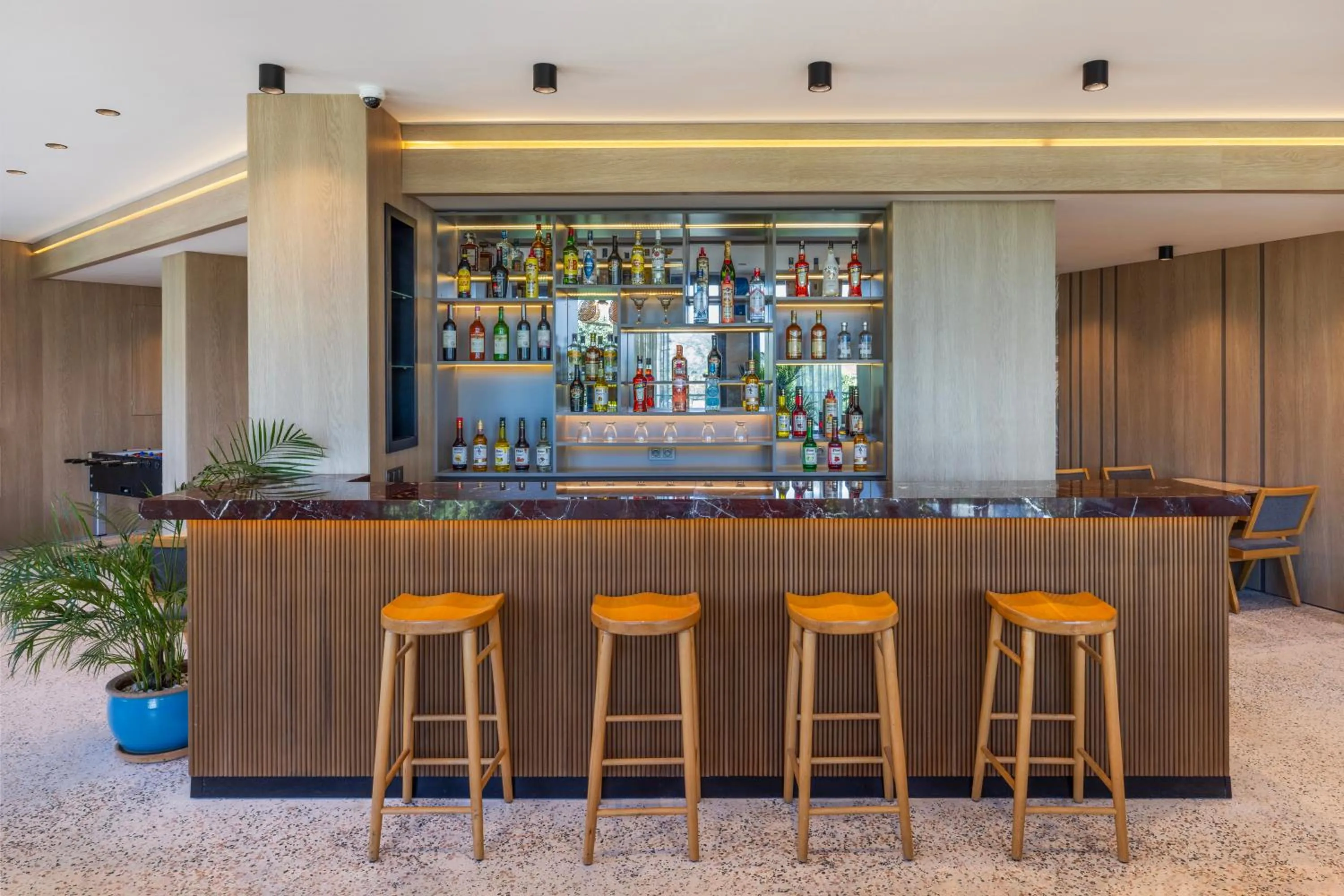 minibar in Club Aquarium