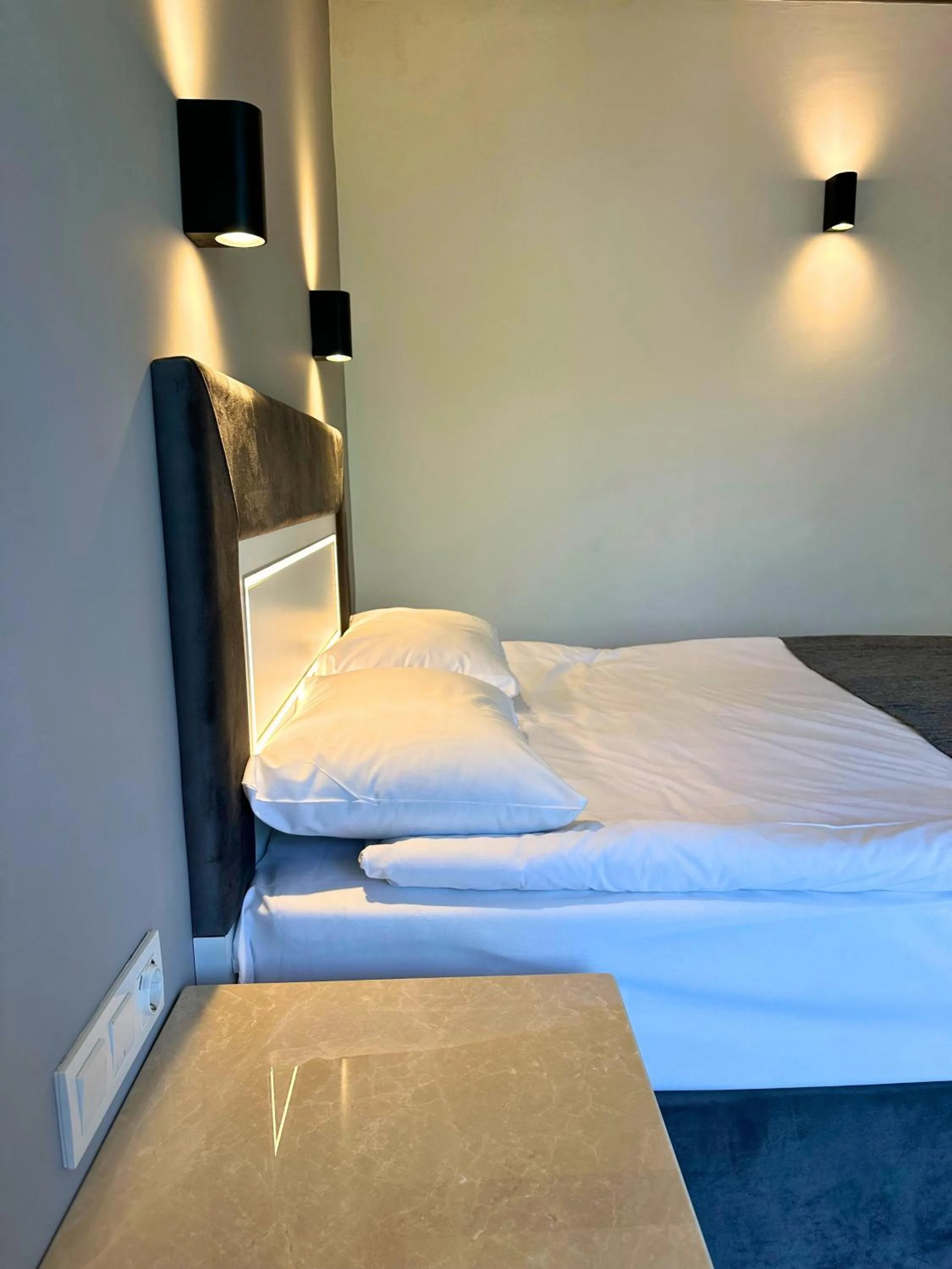 Photo of the whole room, Bed in Hotel Peninsula