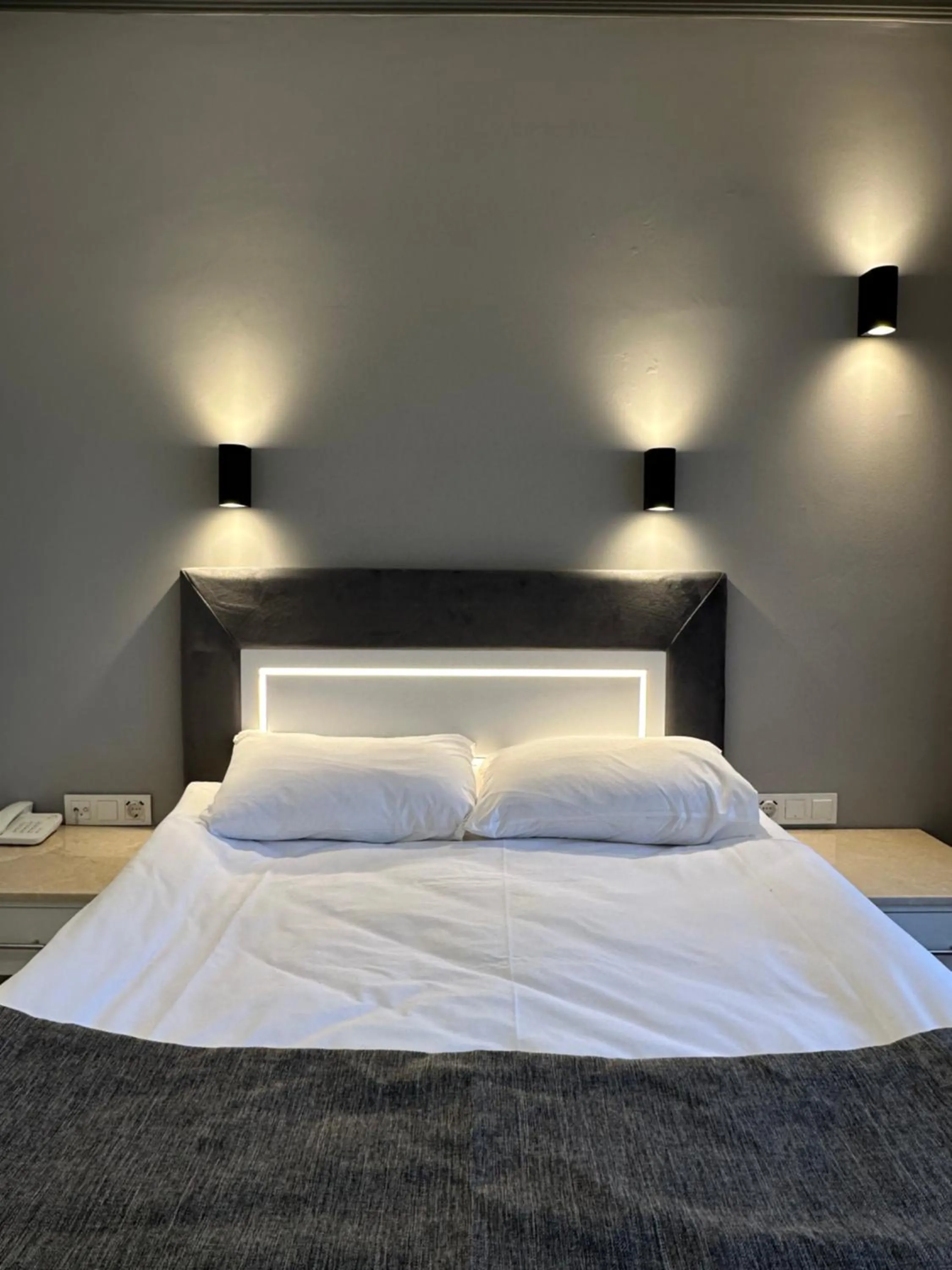 Bedroom, Bed in Hotel Peninsula