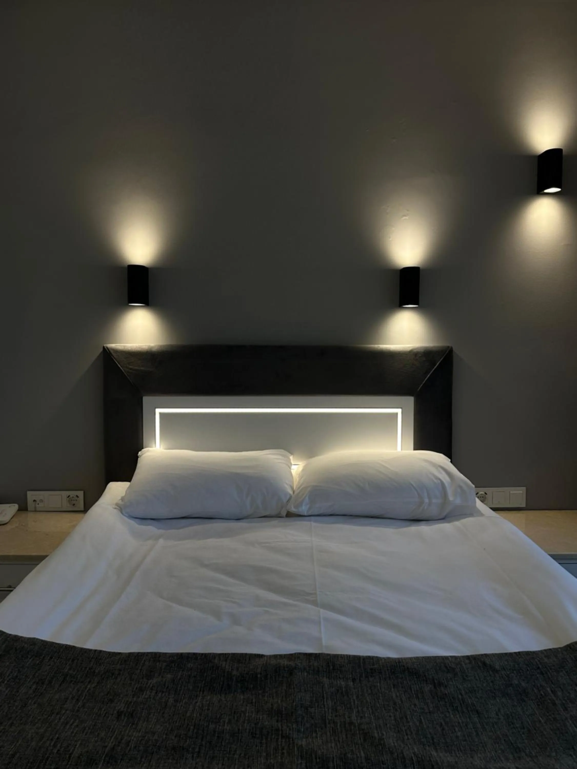 Bedroom, Bed in Hotel Peninsula