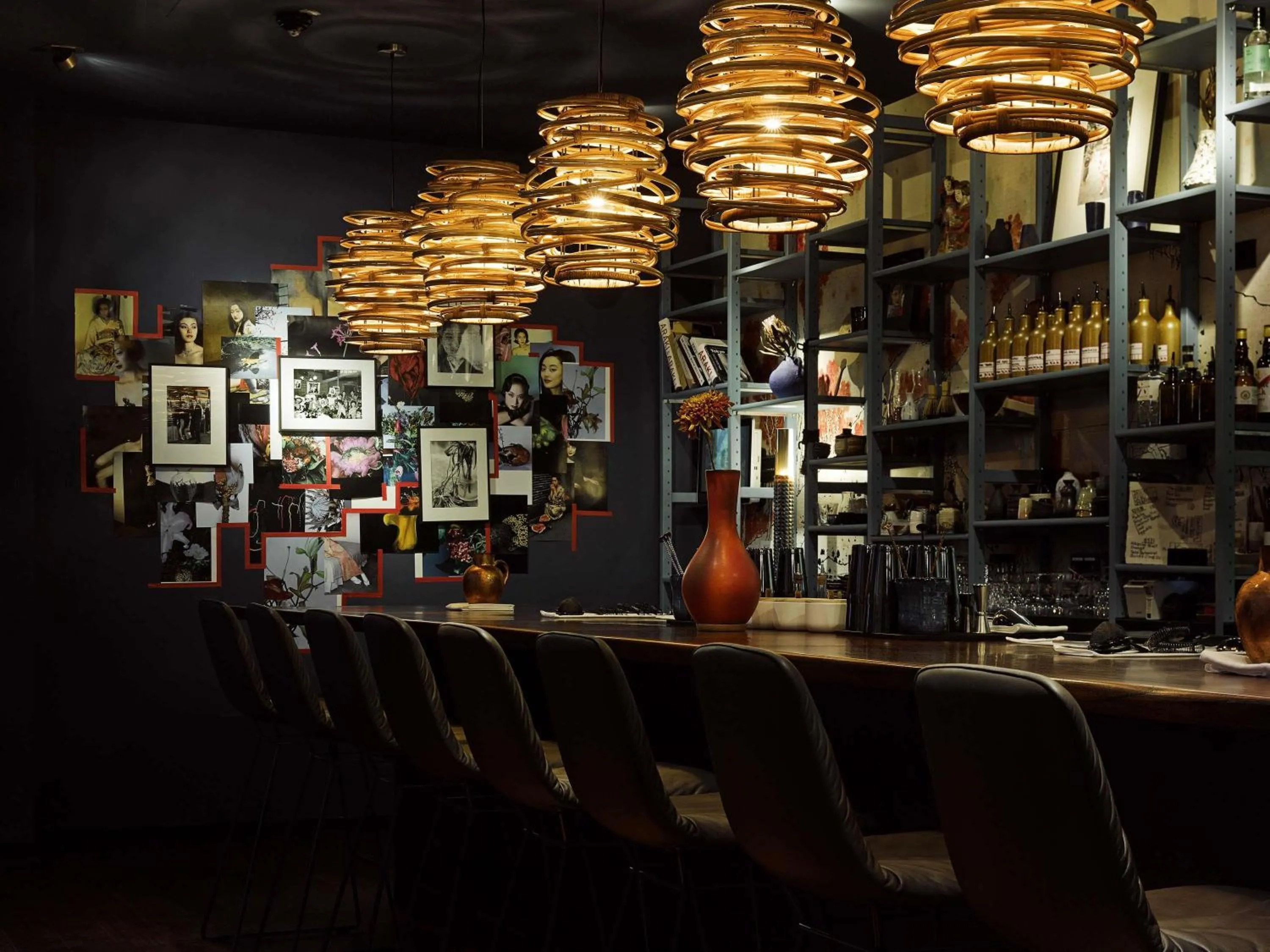 Restaurant/places to eat in 25hours Hotel The Trip