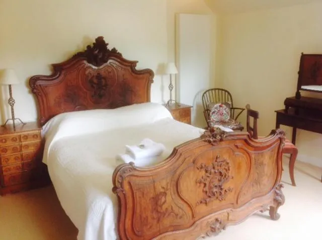 Bedroom, Bed in Portmeirion Village & Castell Deudraeth