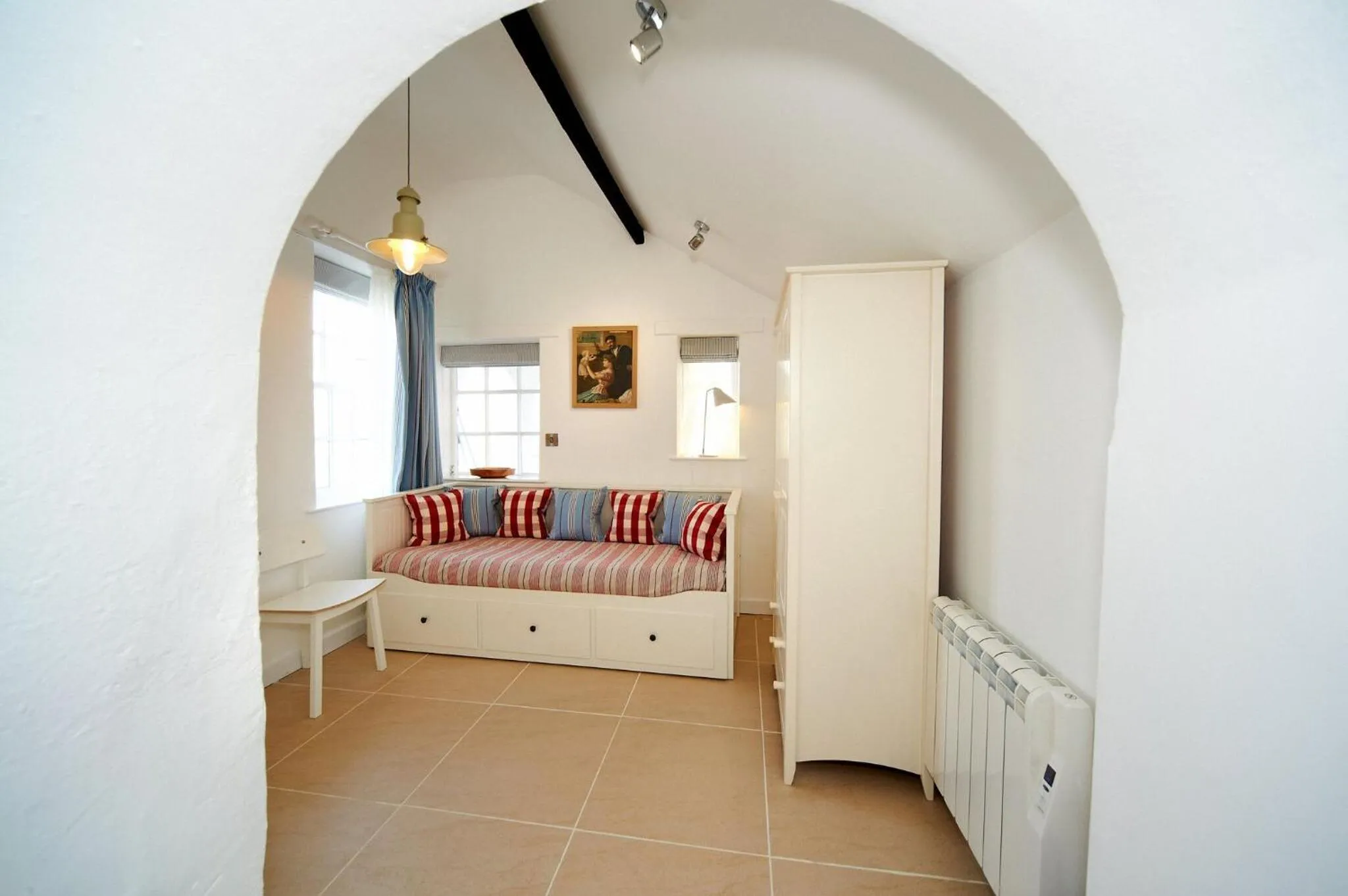 Bedroom, Bed in Portmeirion Village & Castell Deudraeth