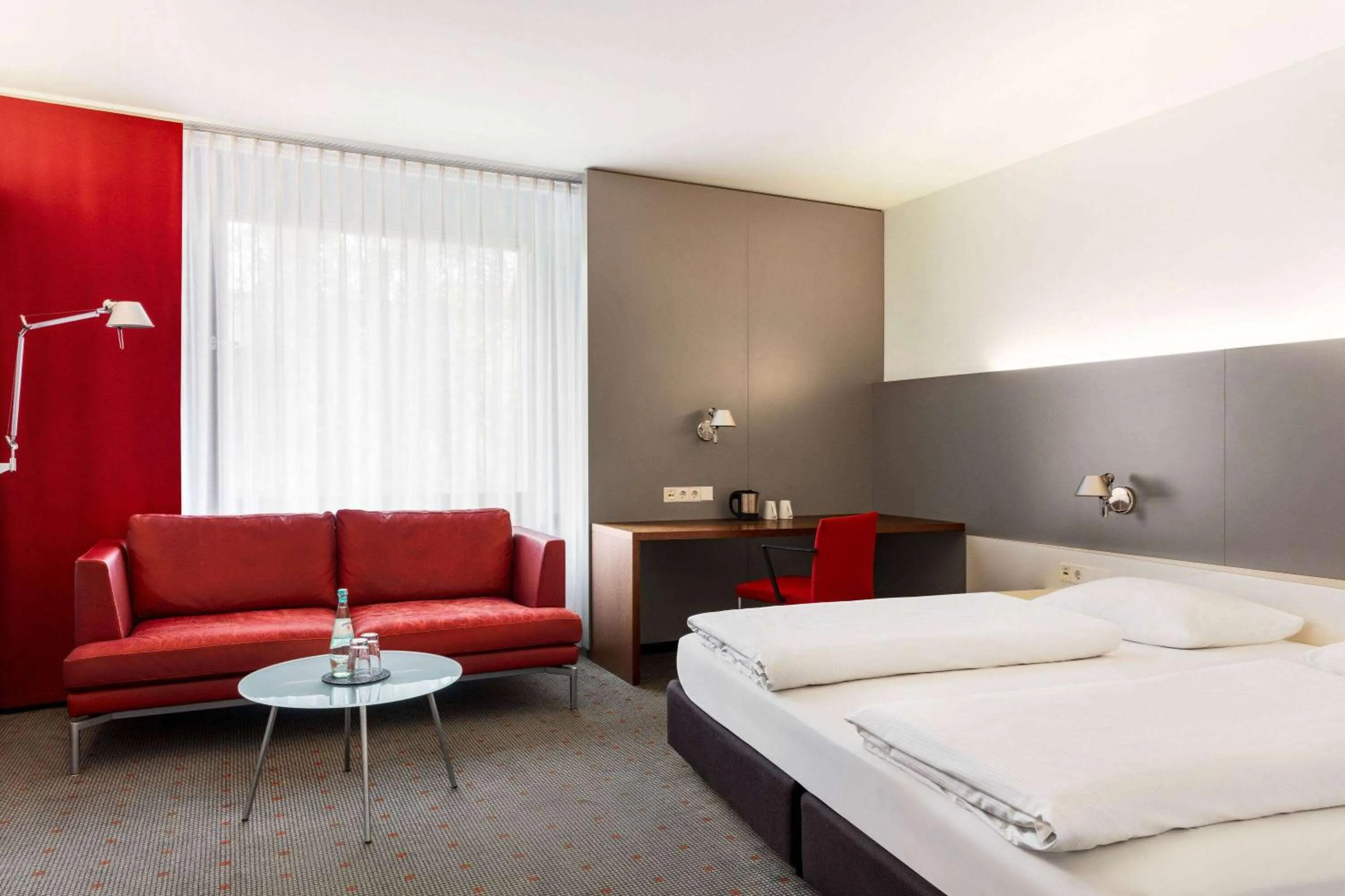 Photo of the whole room, Bed in Vienna House Easy by Wyndham Stuttgart
