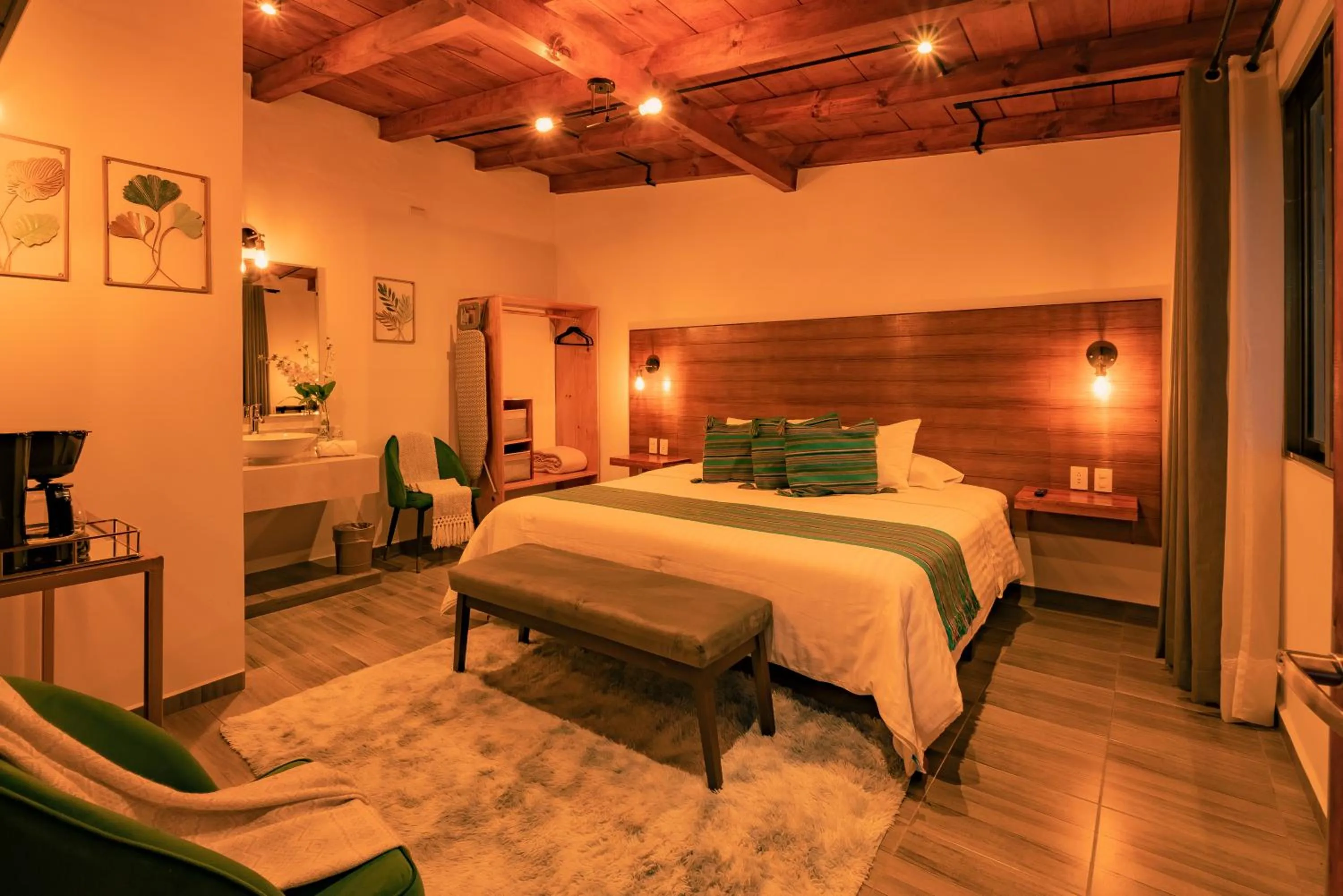 View (from property/room), Bed in Na Hotel