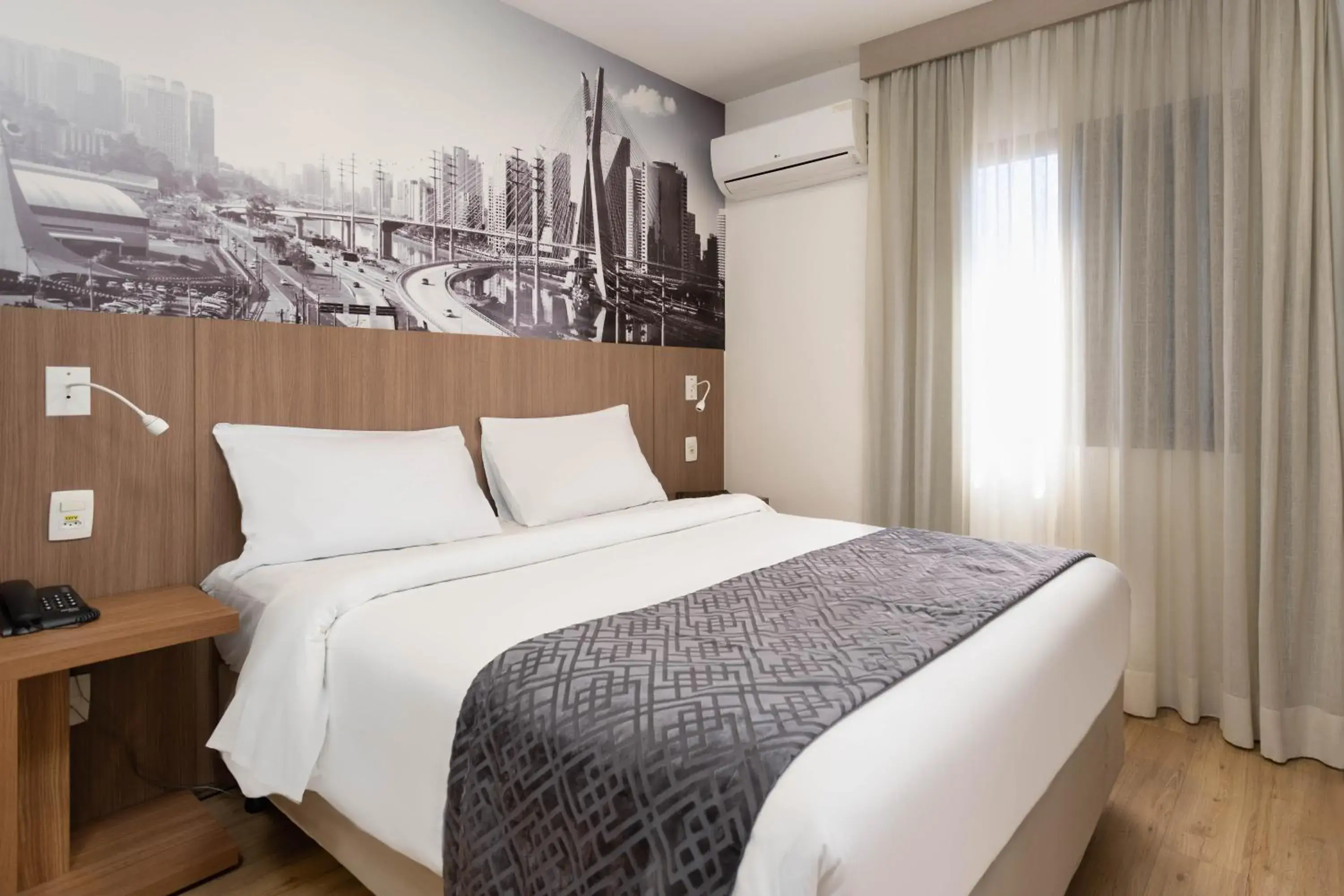 Deluxe Studio in NewCiti Itaim by Charlie Deluxe Studio in NewCiti Itaim by Charlie