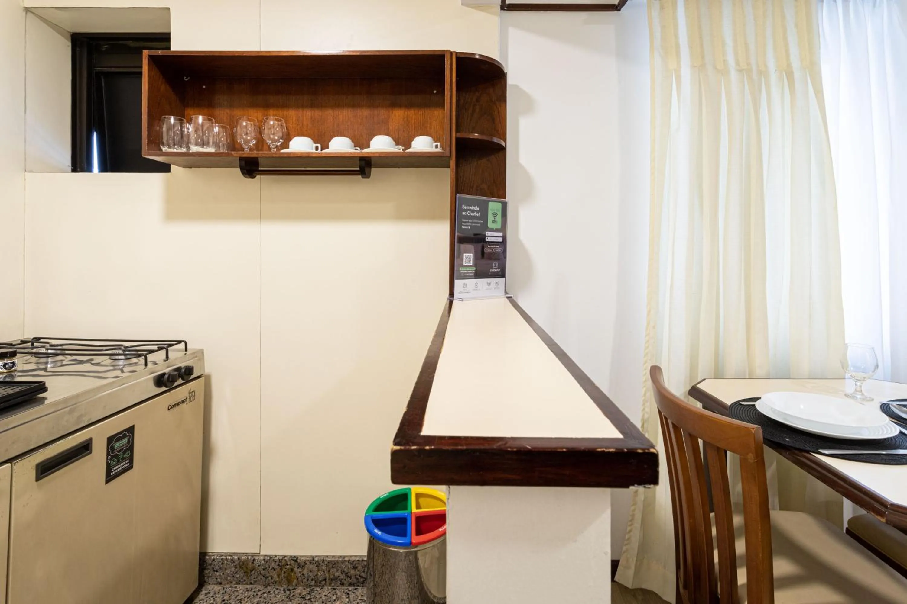 Kitchen or kitchenette in NewCiti Itaim by Charlie