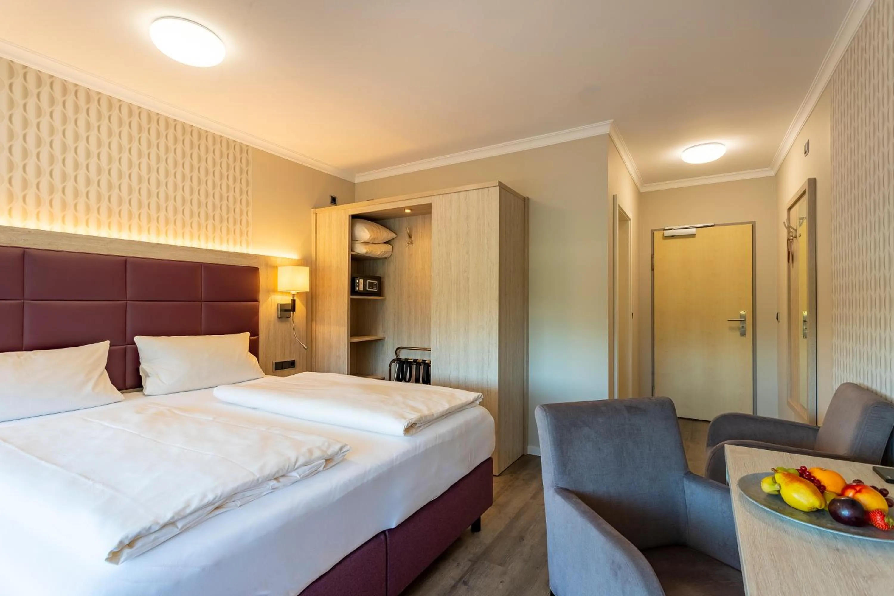 Photo of the whole room, Bed in Sporthotel Grünberg