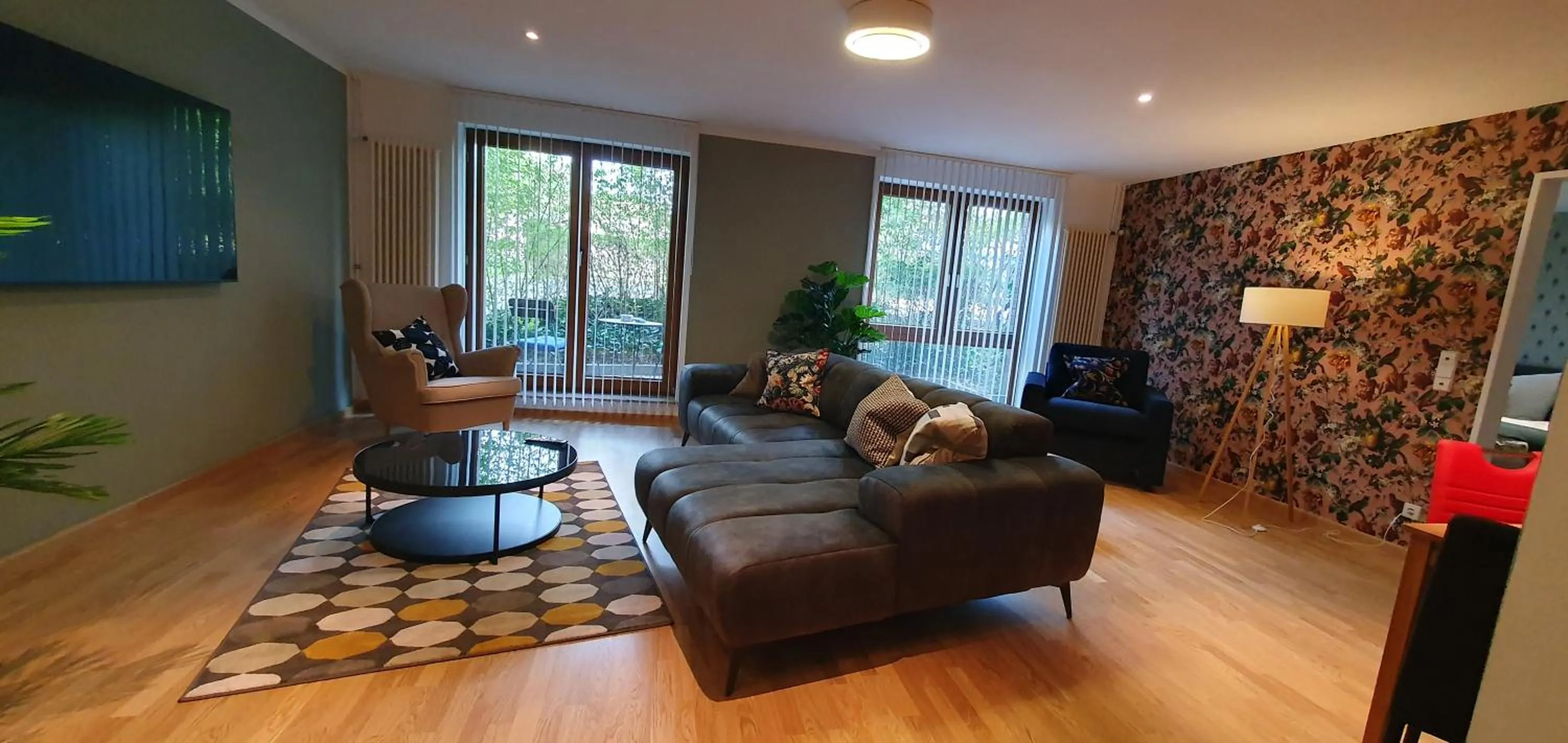 Seating area in Solitaire Hotel