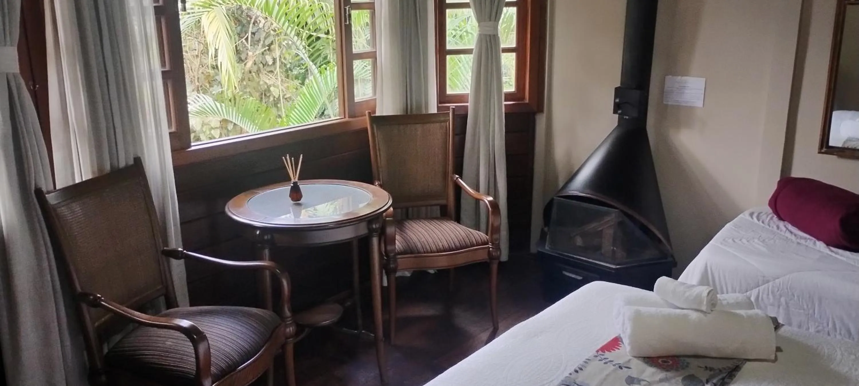 Bedroom, Bed in POUSADA APOEMA PETRÓPOLIS-Rj