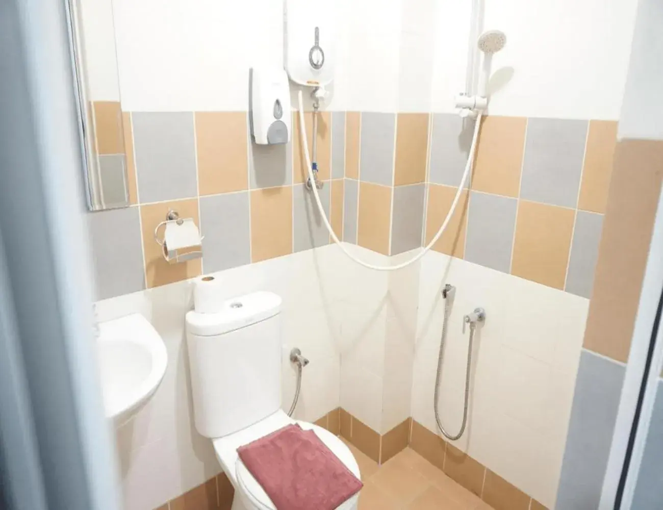 Deluxe Family Room in Sun Inns Hotel Ayer Keroh Deluxe Family Room in Sun Inns Hotel Ayer Keroh