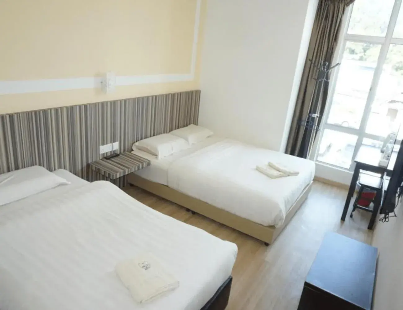 Queen Room with Two Queen Beds in Sun Inns Hotel Ayer Keroh Queen Room with Two Queen Beds in Sun Inns Hotel Ayer Keroh