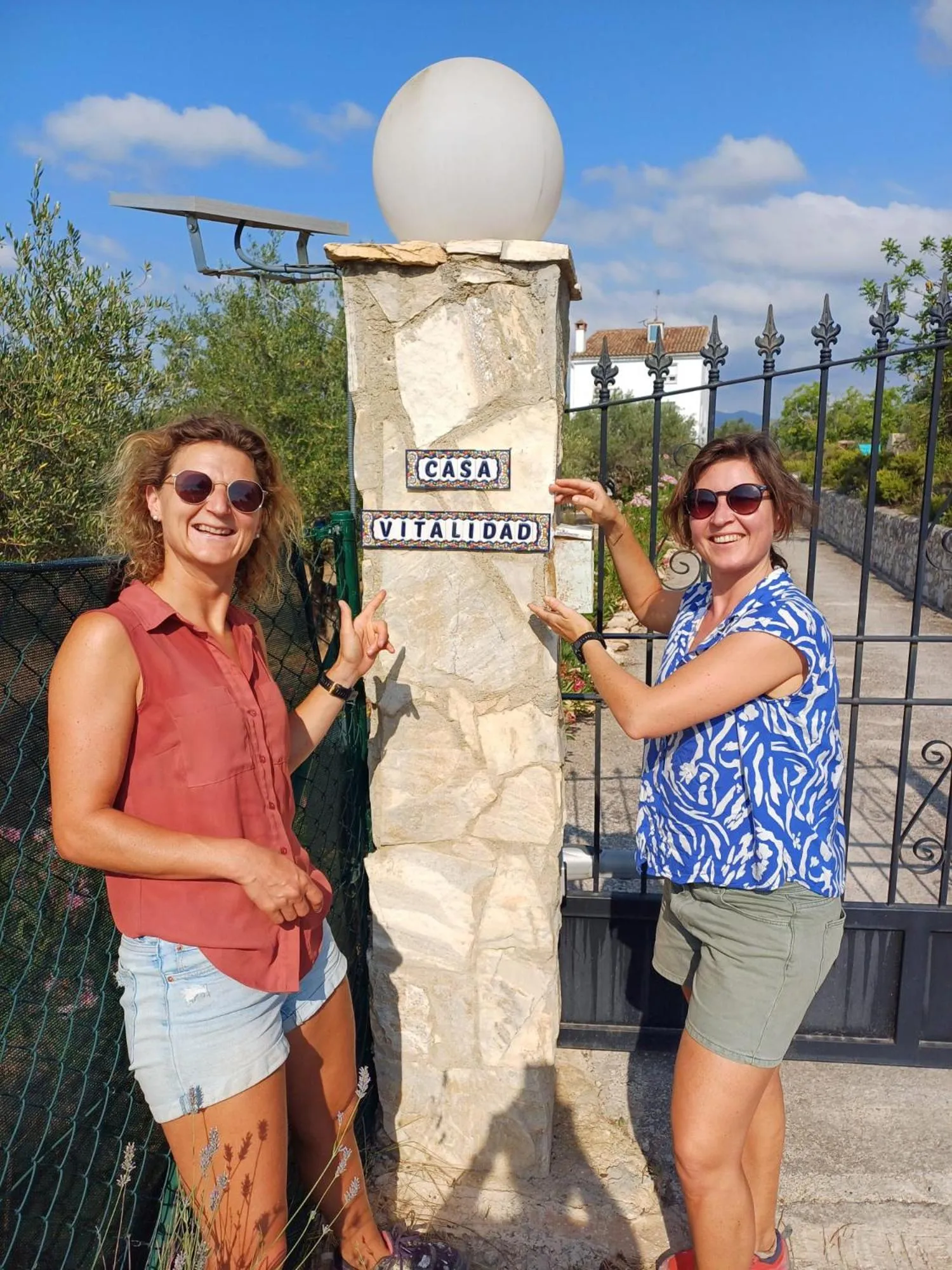 Logo/Certificate/Sign in B&B Casa Vitalidad