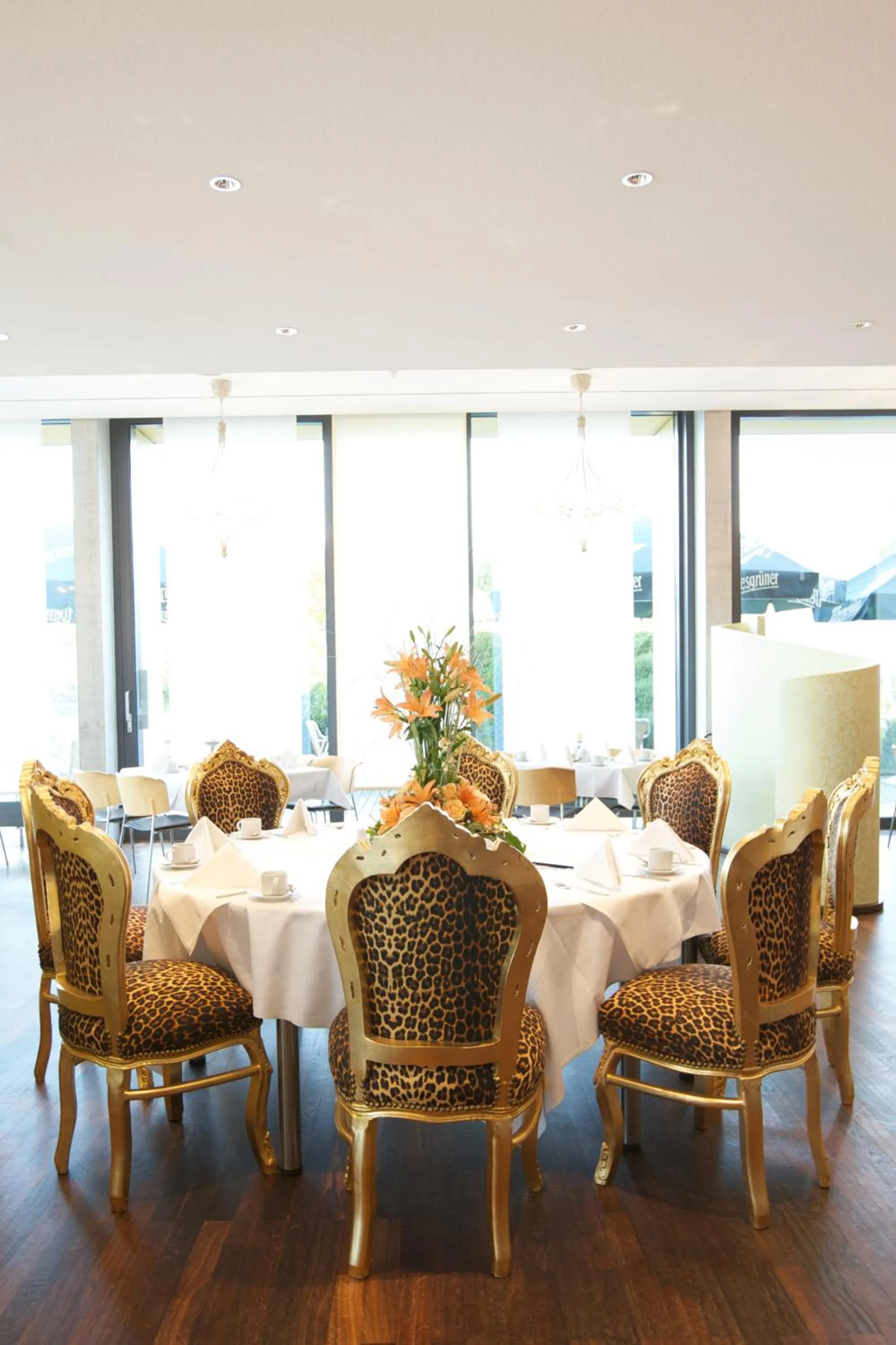 Restaurant/places to eat in rugs Hotel am Schlosspark Lichtenwalde