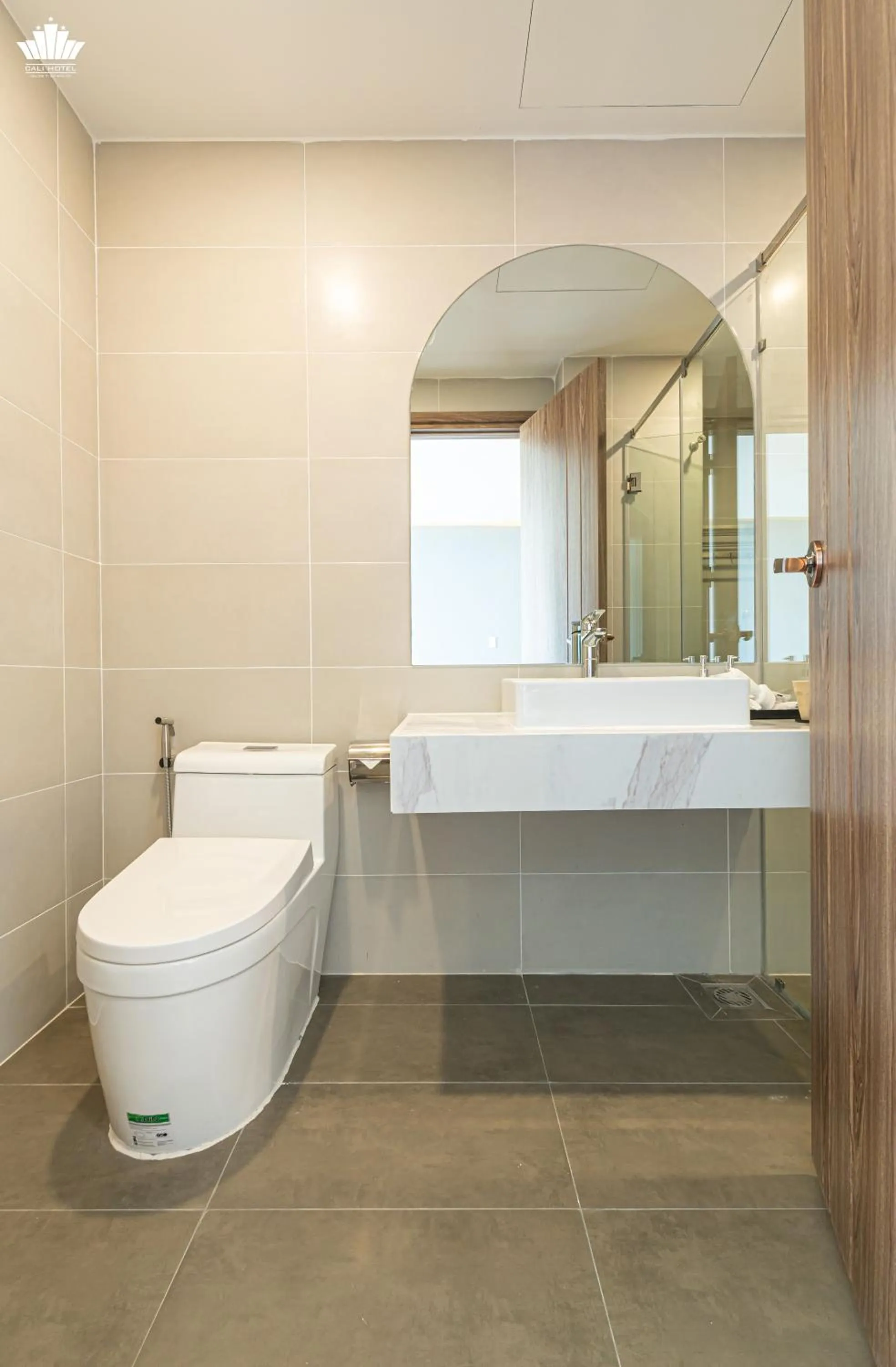 Toilet in Cali Hotel Quy Nhơn