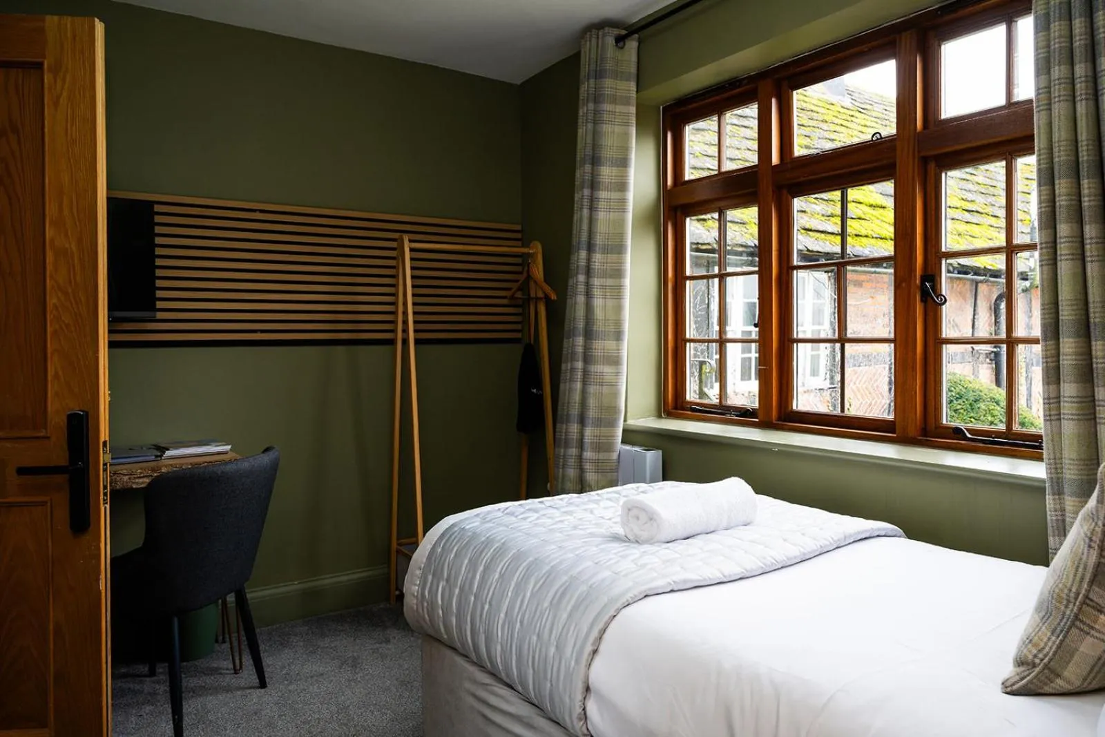 Bedroom, Bed in Tottington Manor Hotel