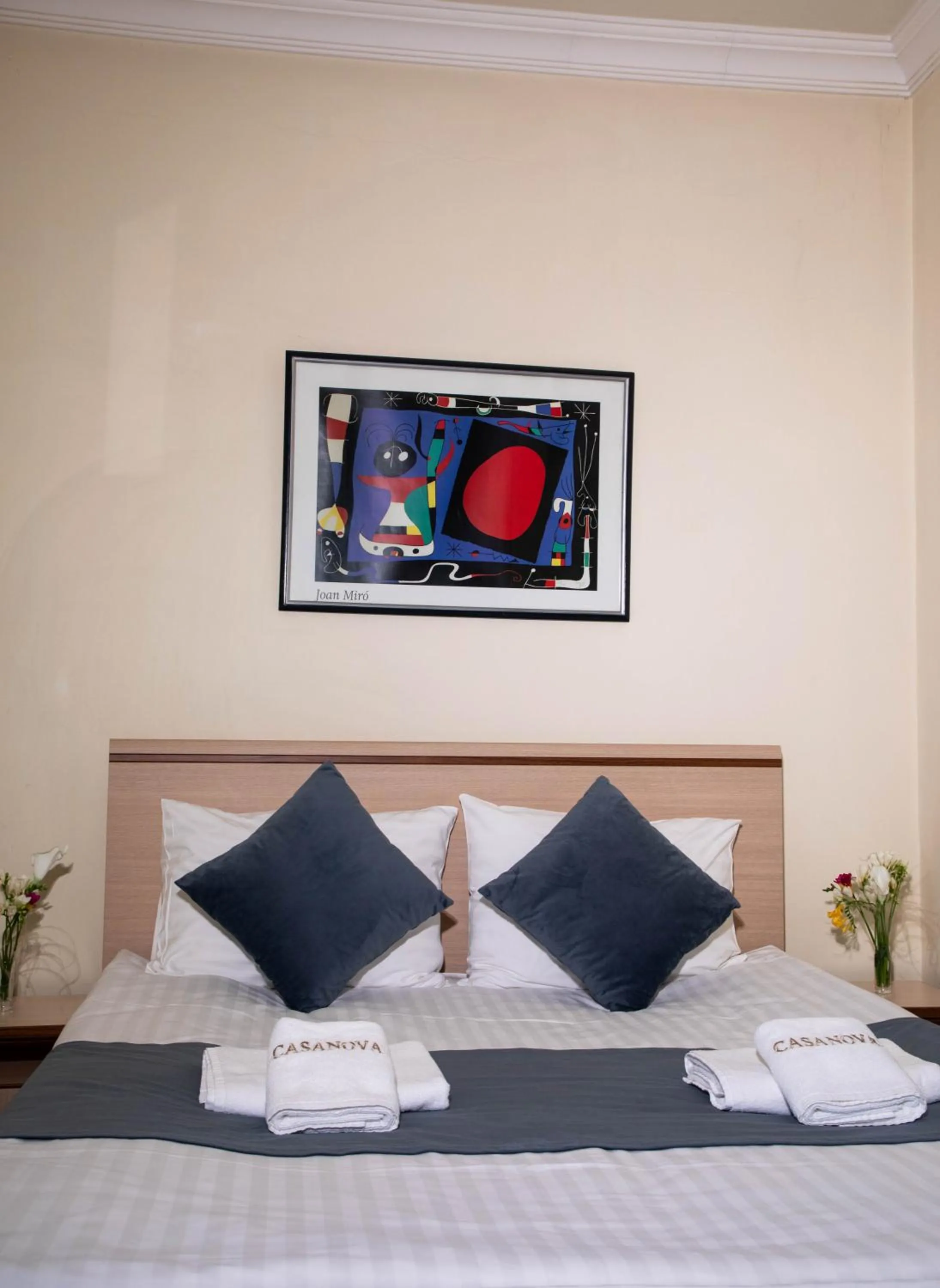 Bed in Casanova Inn - Boutique Hotel