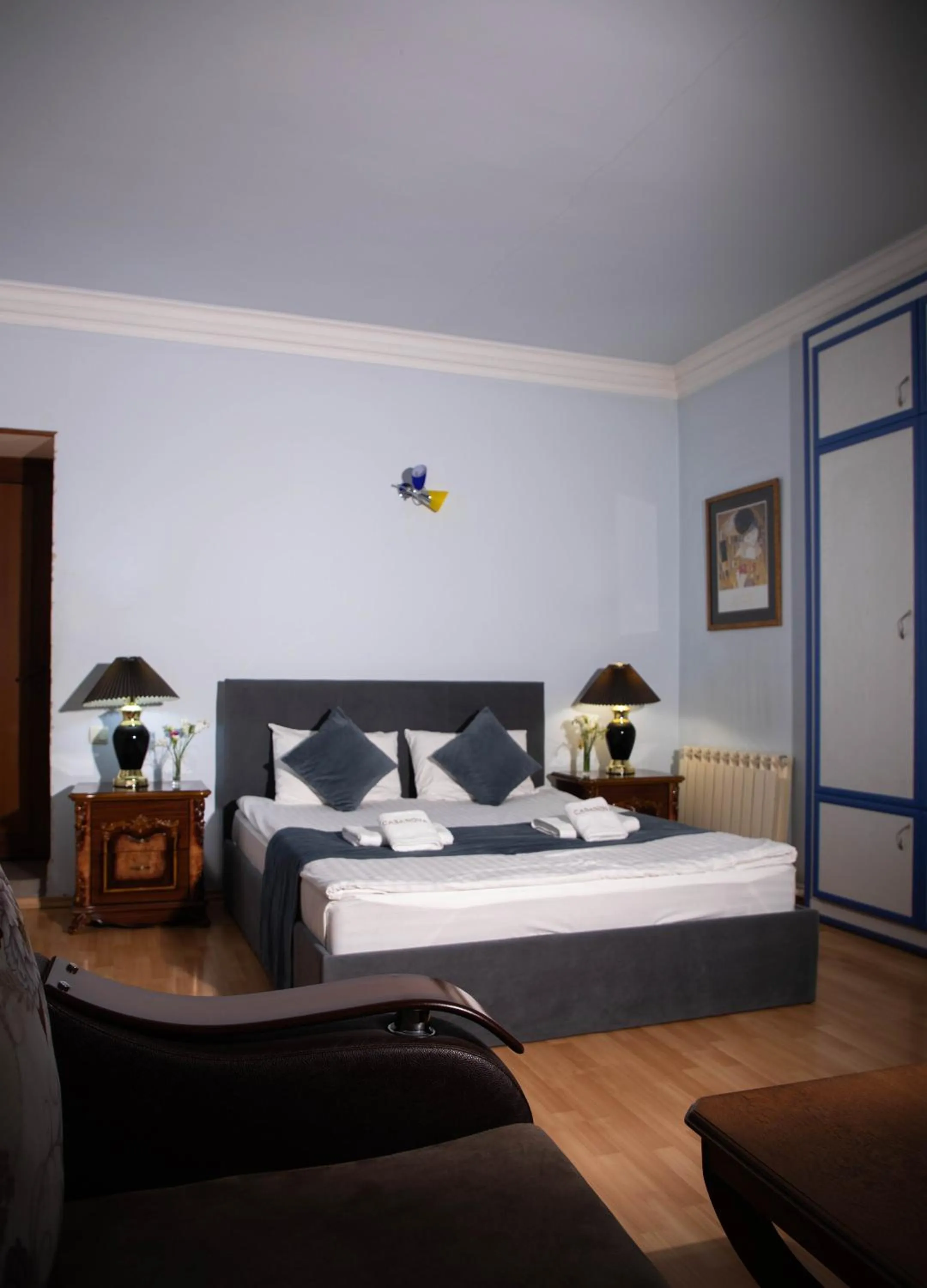 Photo of the whole room, Bed in Casanova Inn - Boutique Hotel