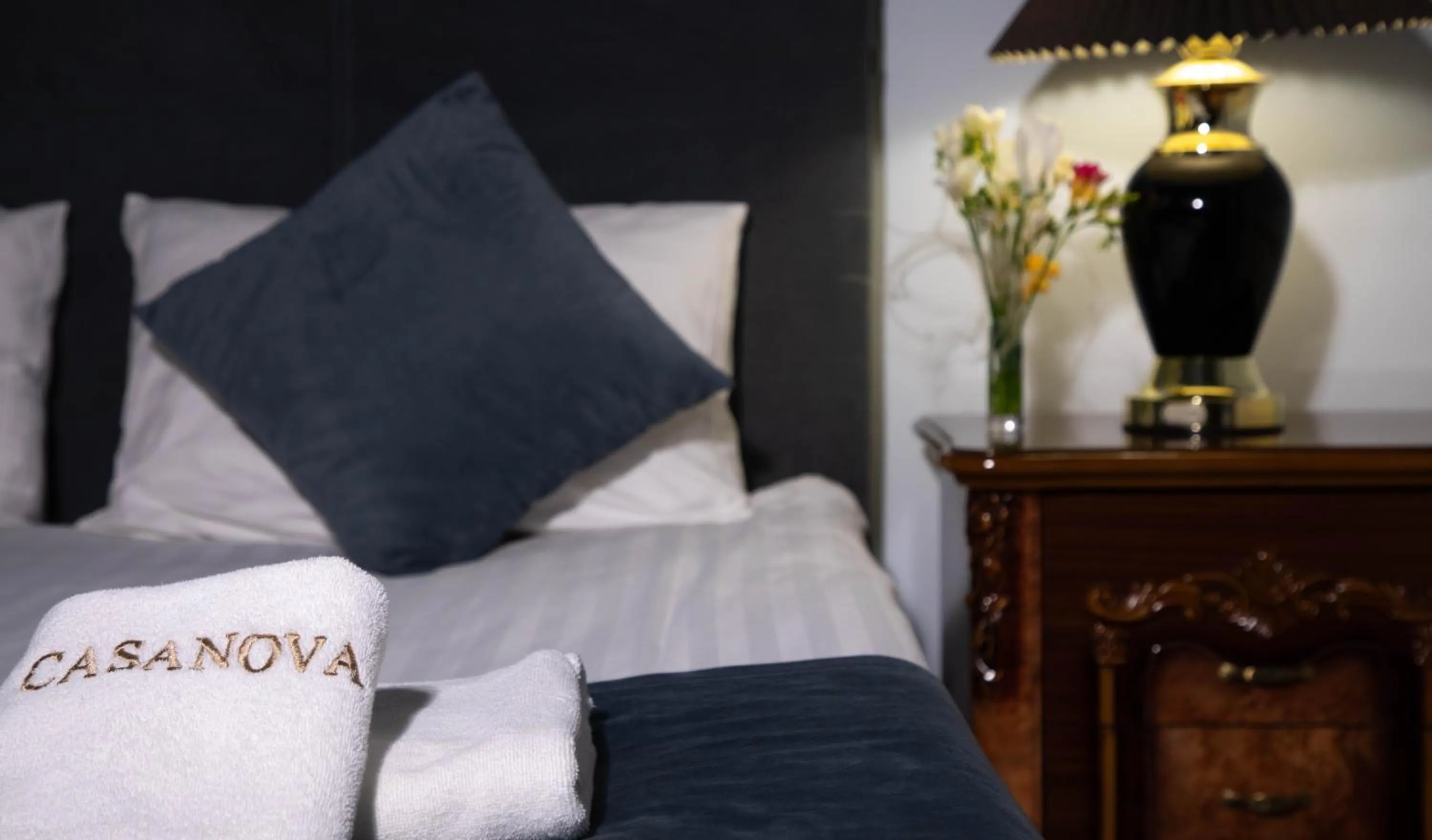 Logo/Certificate/Sign, Bed in Casanova Inn - Boutique Hotel