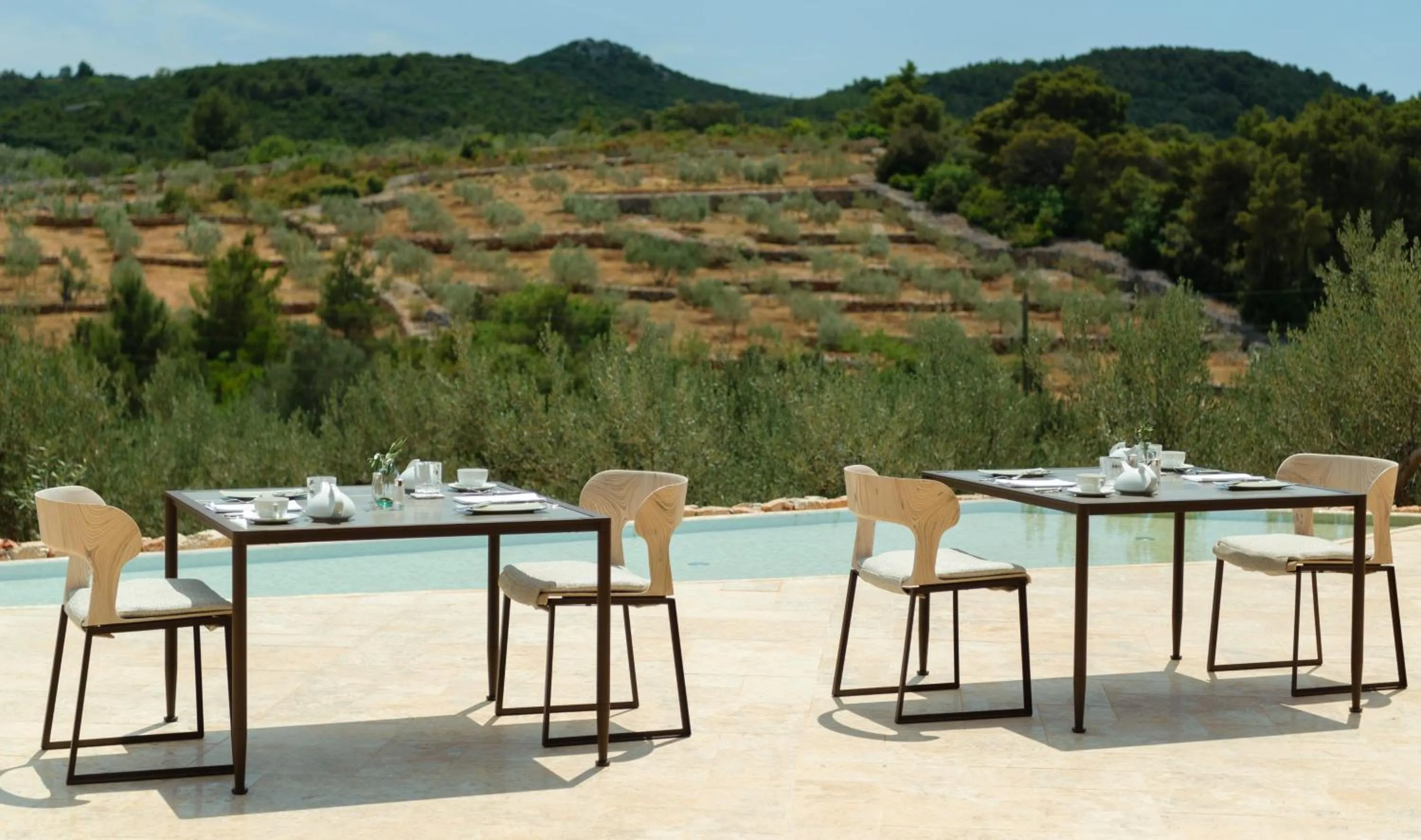 Restaurant/places to eat in Villa Nai 3.3