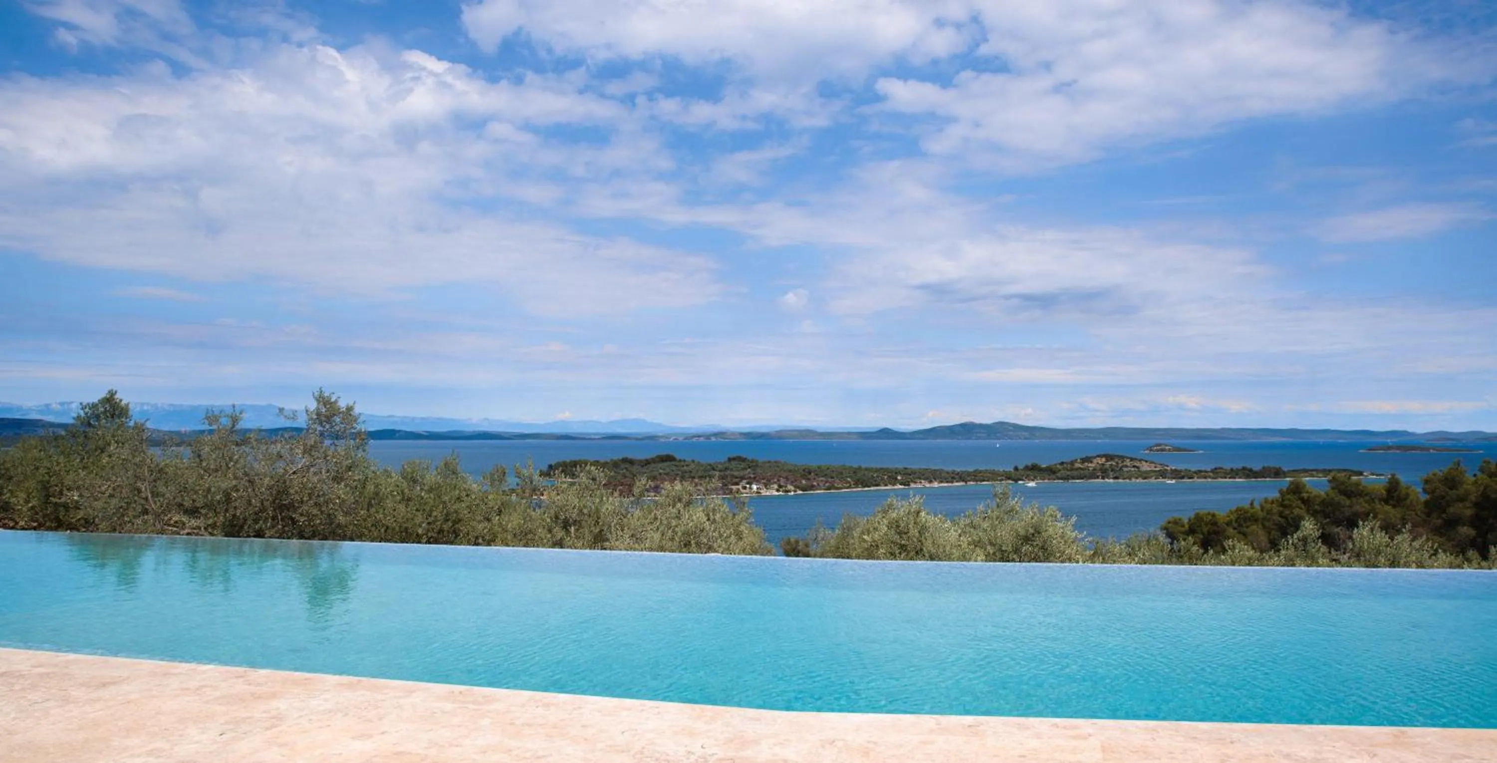 Sea view in Villa Nai 3.3