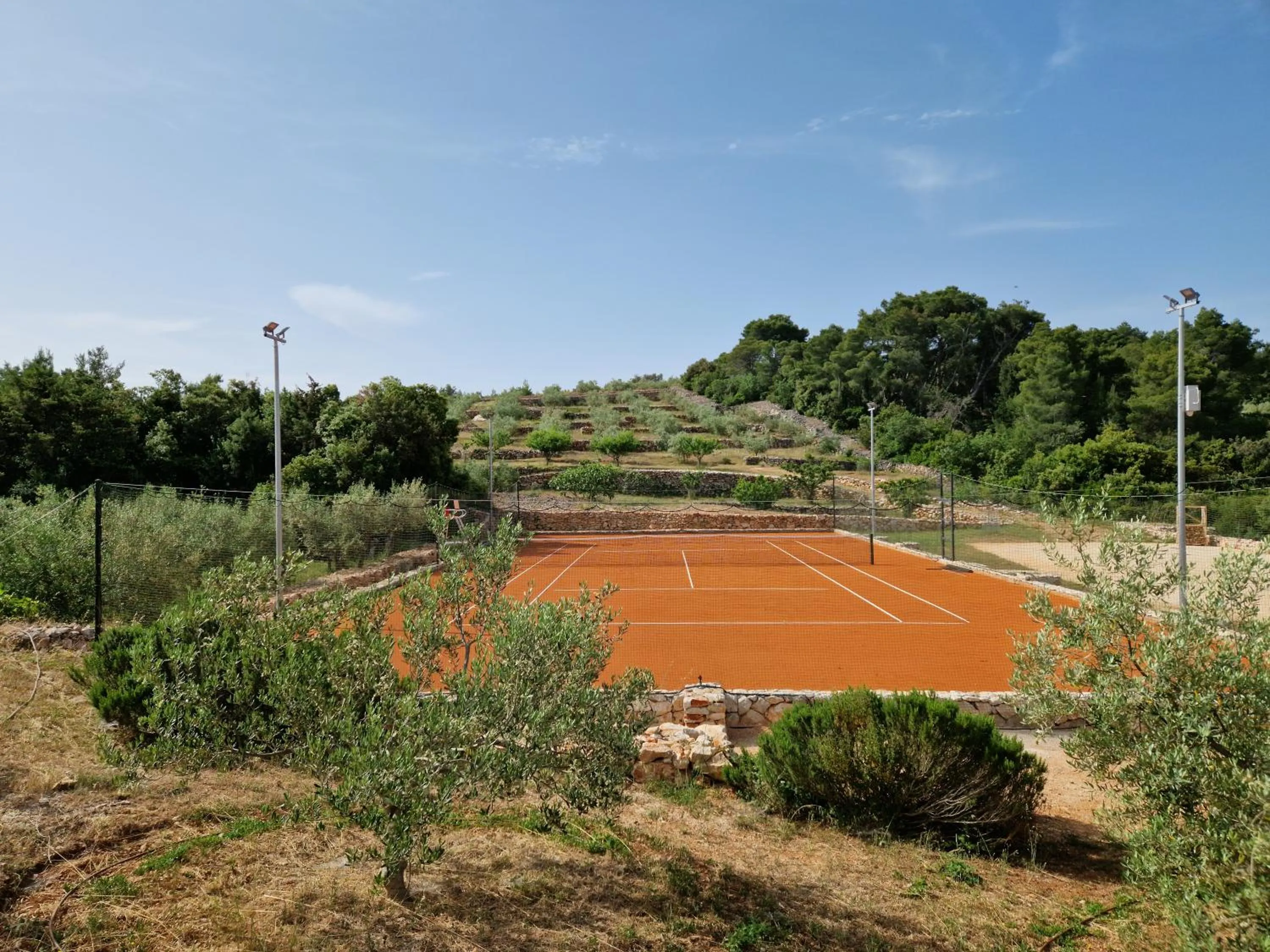 Tennis court in Villa Nai 3.3