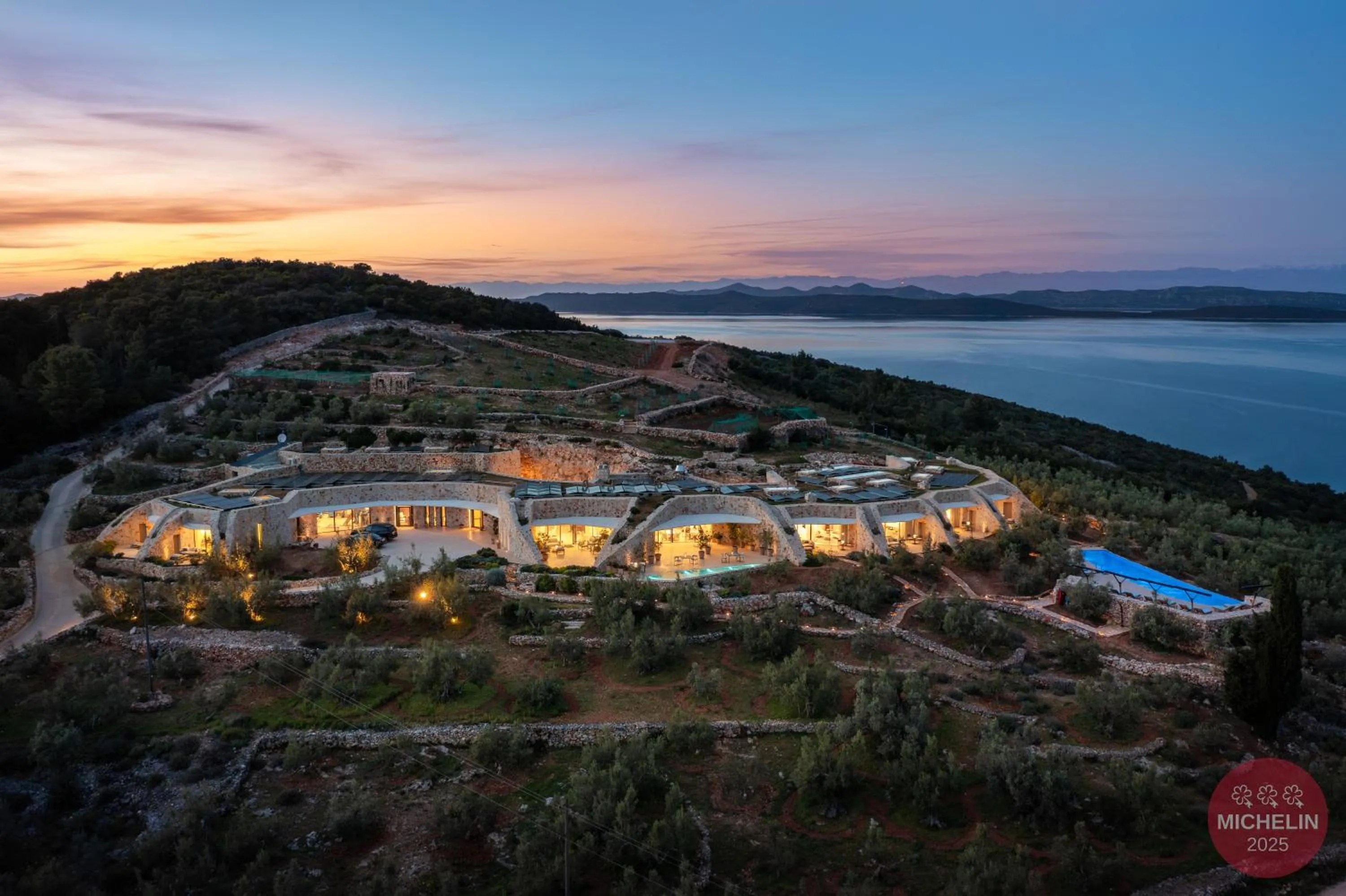 Property building in Villa Nai 3.3