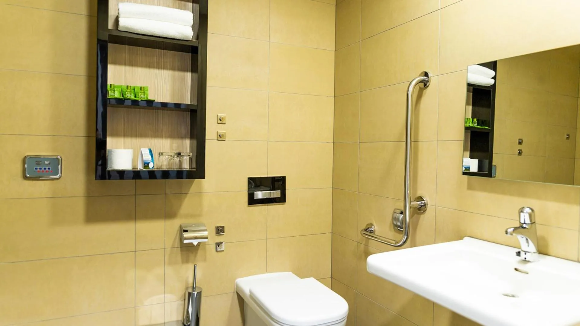 Bathroom in Hotel AquaCity Riverside