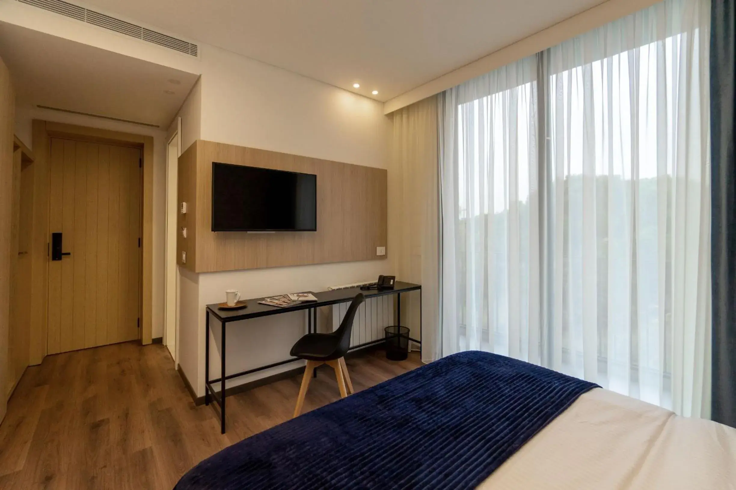 Budget Double Room in VOTRE hotel Budget Double Room in VOTRE hotel