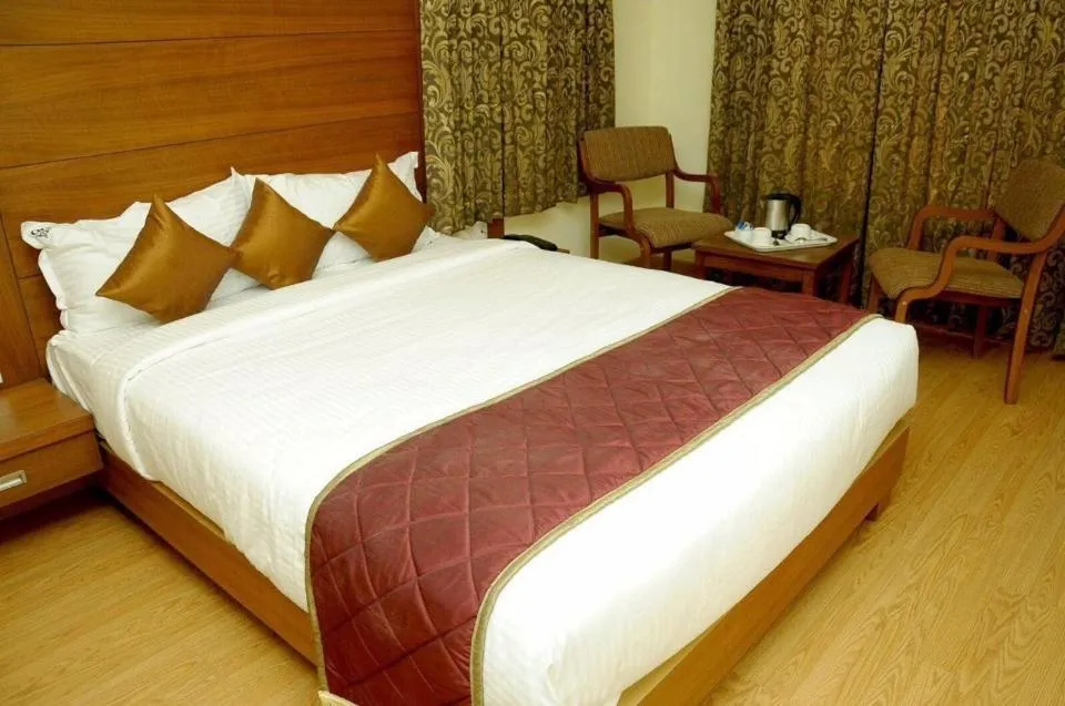 Bedroom, Bed in National Residency