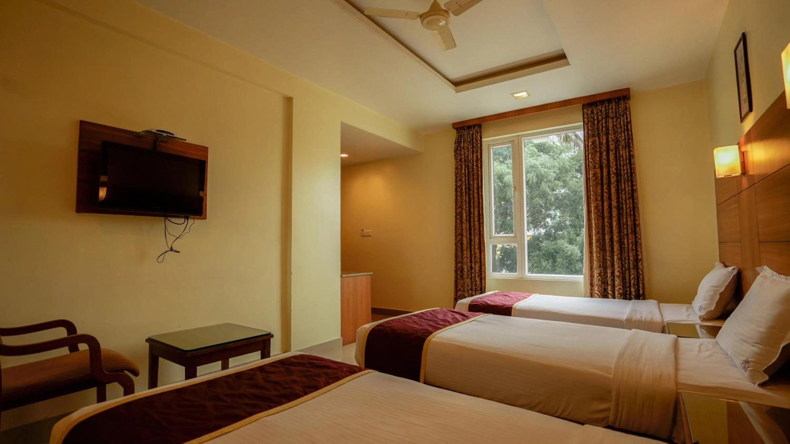 Bedroom, Bed in National Residency