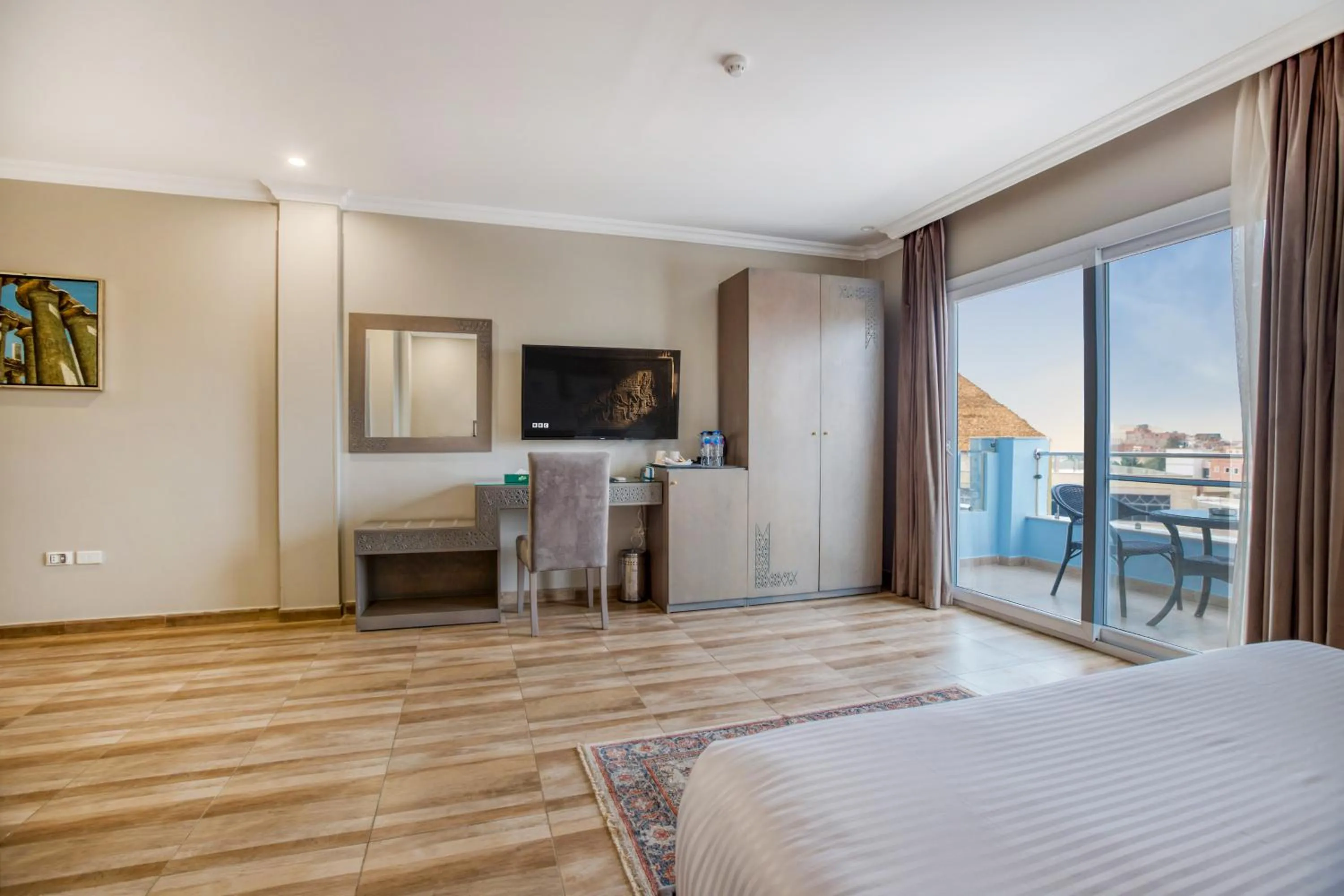 View (from property/room), Bed in Mamlouk Pyramids Hotel