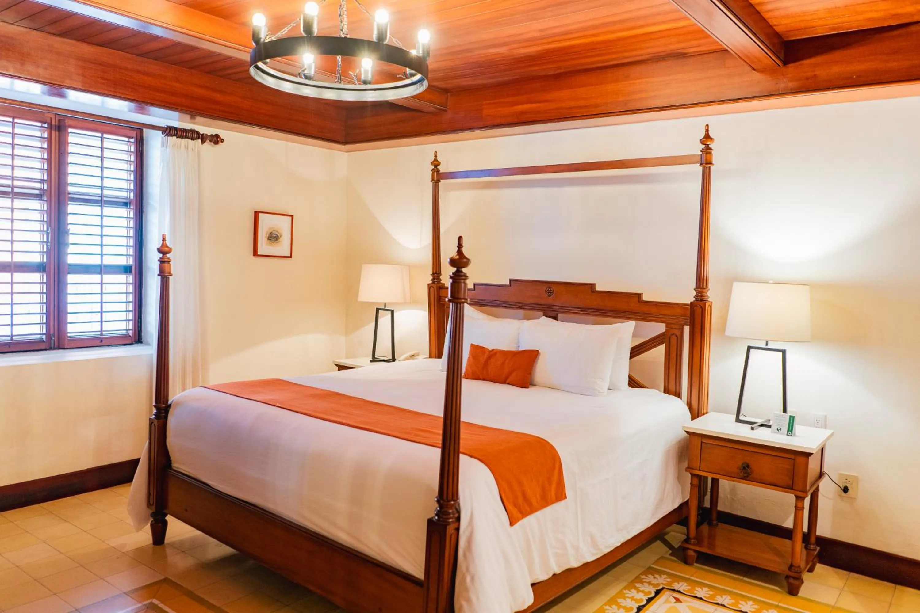 Bed in Nukari Quinta Boutique