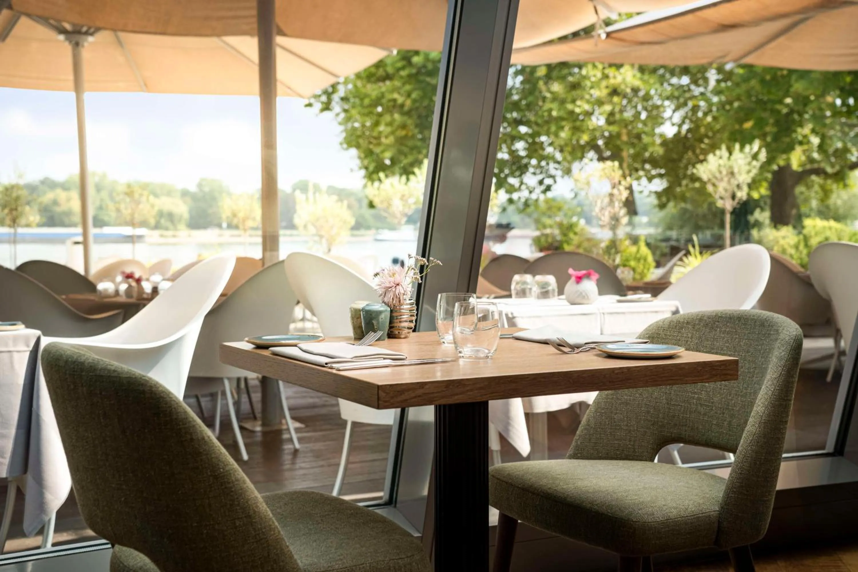 Restaurant/places to eat in Hyatt Regency Mainz