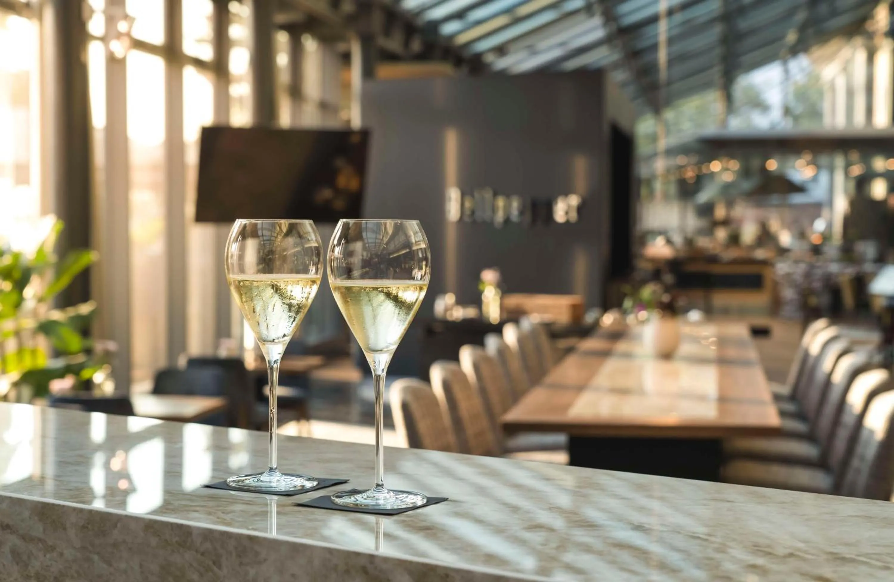 Restaurant/places to eat in Hyatt Regency Mainz