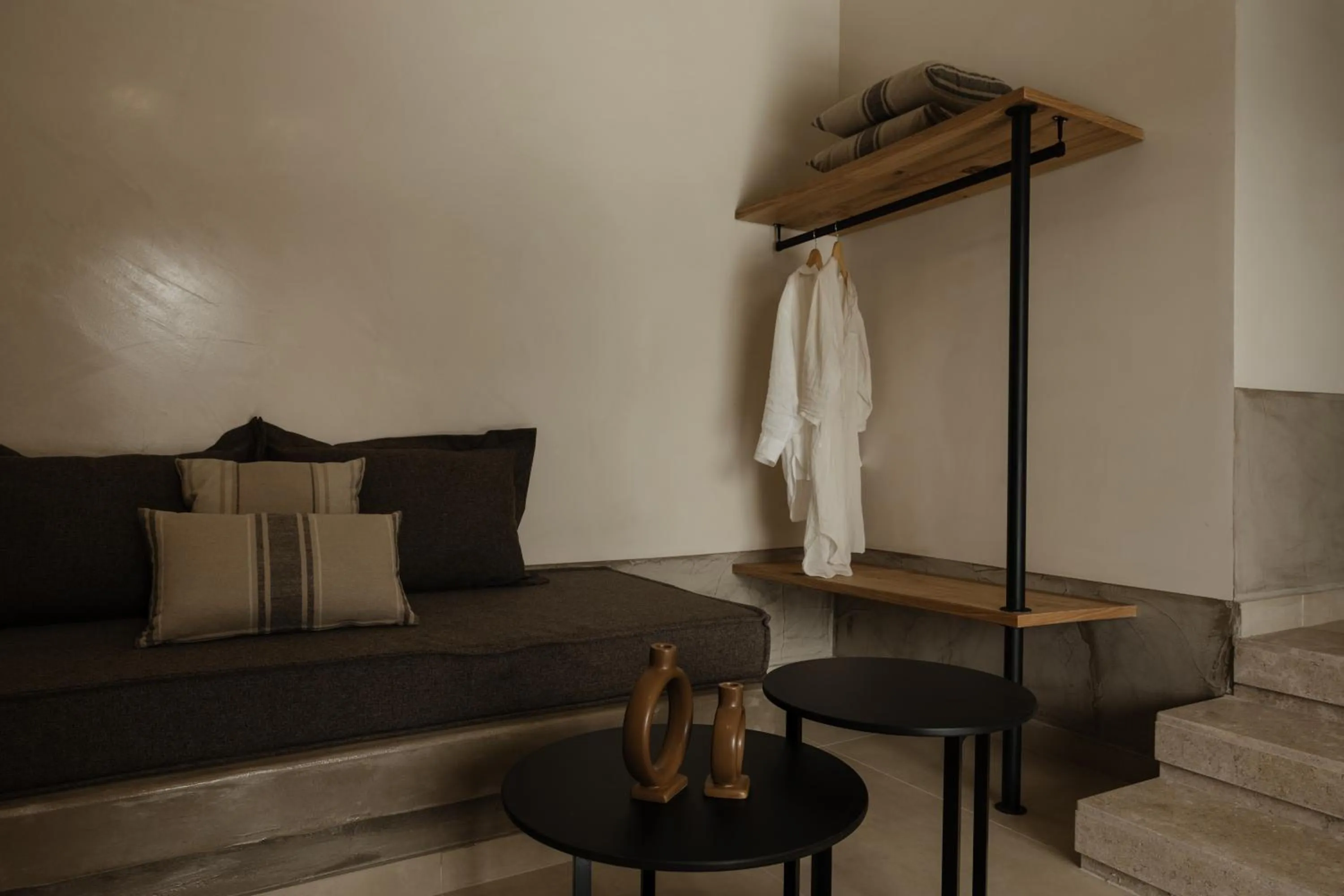 wardrobe in Momi Slow Living Hotel