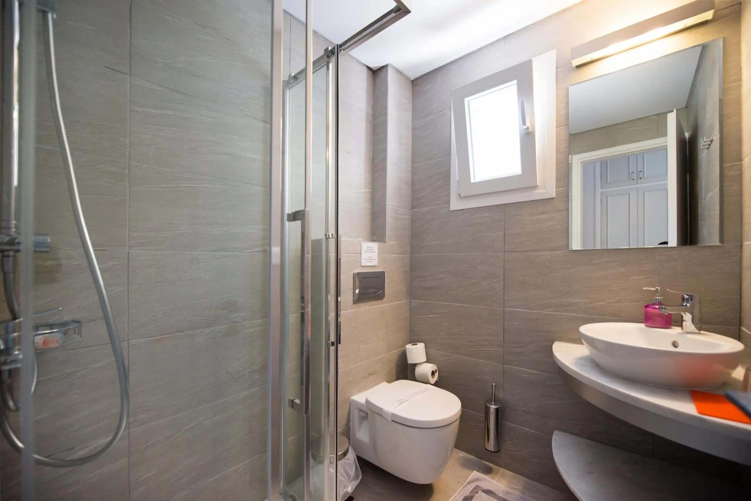 Bathroom in Nefeli Hotel