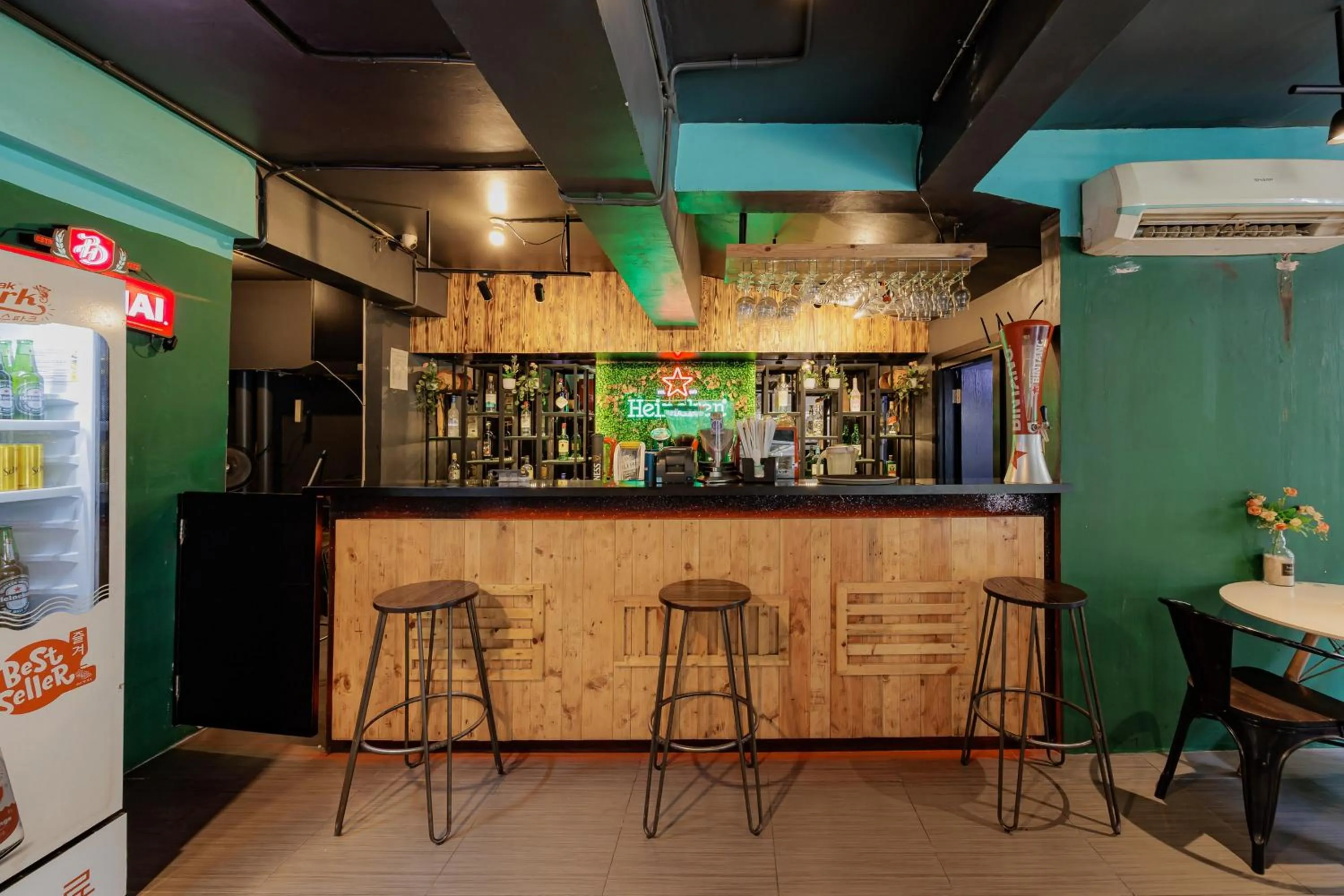 minibar in Sans Hotel Roxy Jakarta