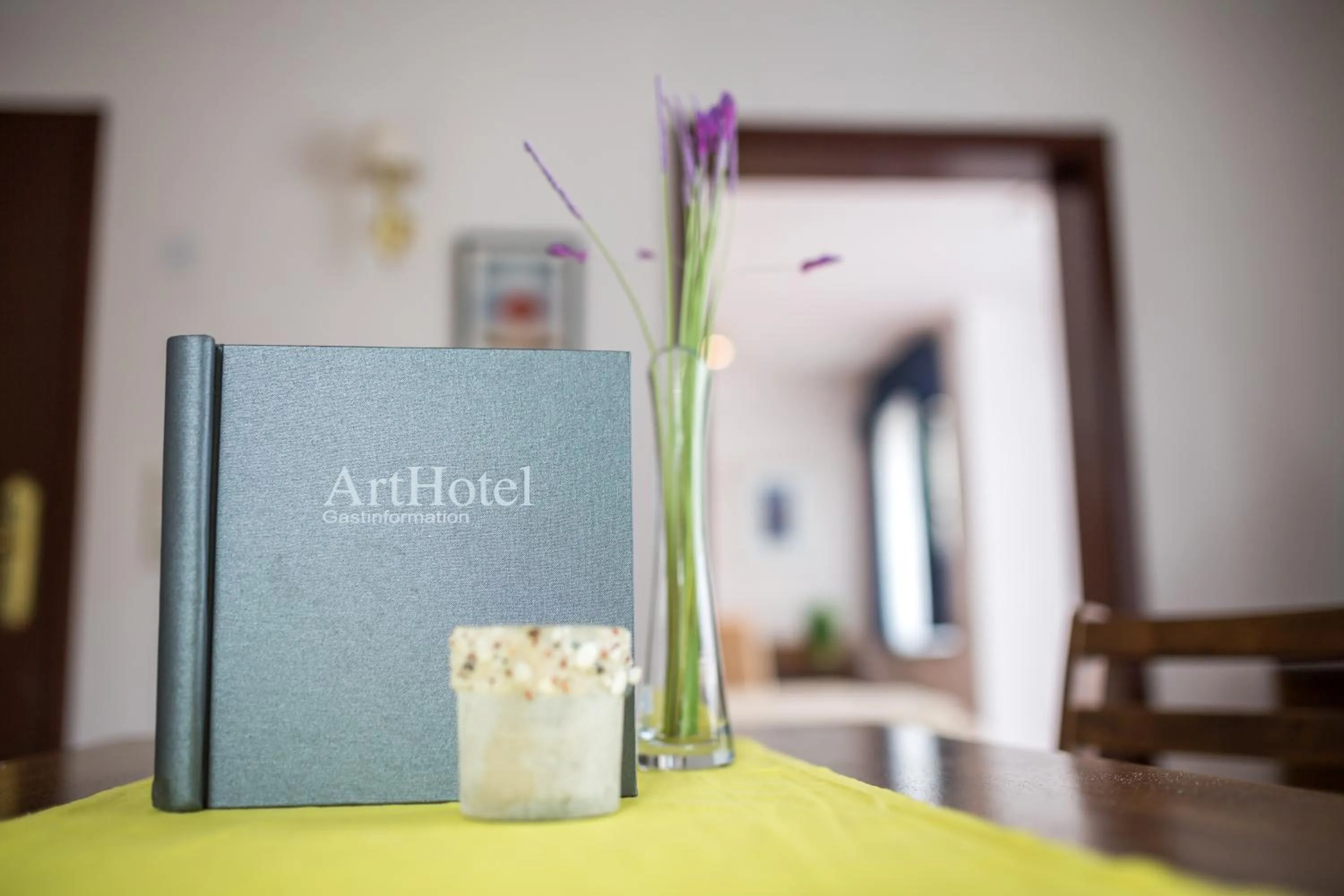 Property logo or sign in ArtHotel mare