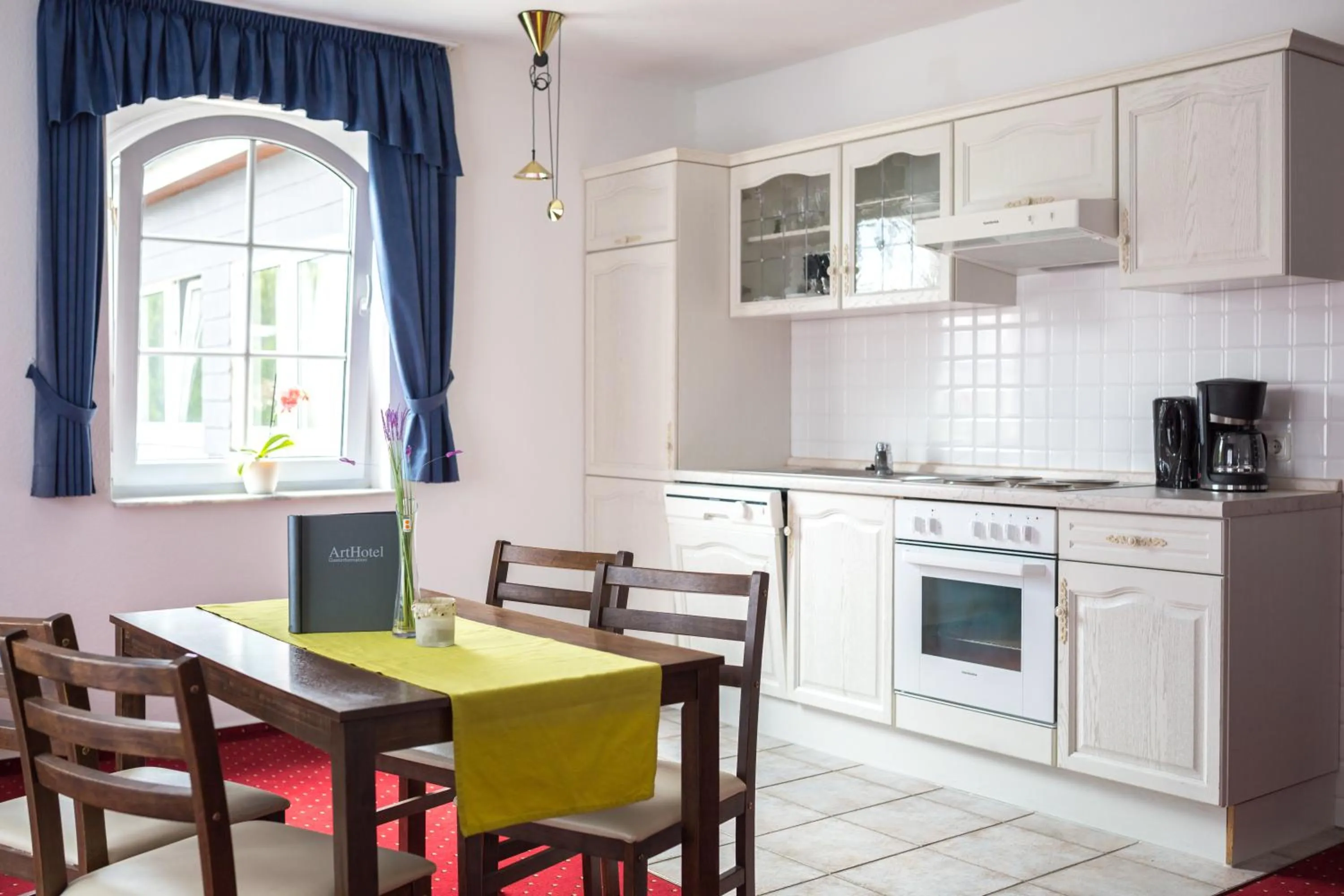 Coffee/tea facilities in ArtHotel mare