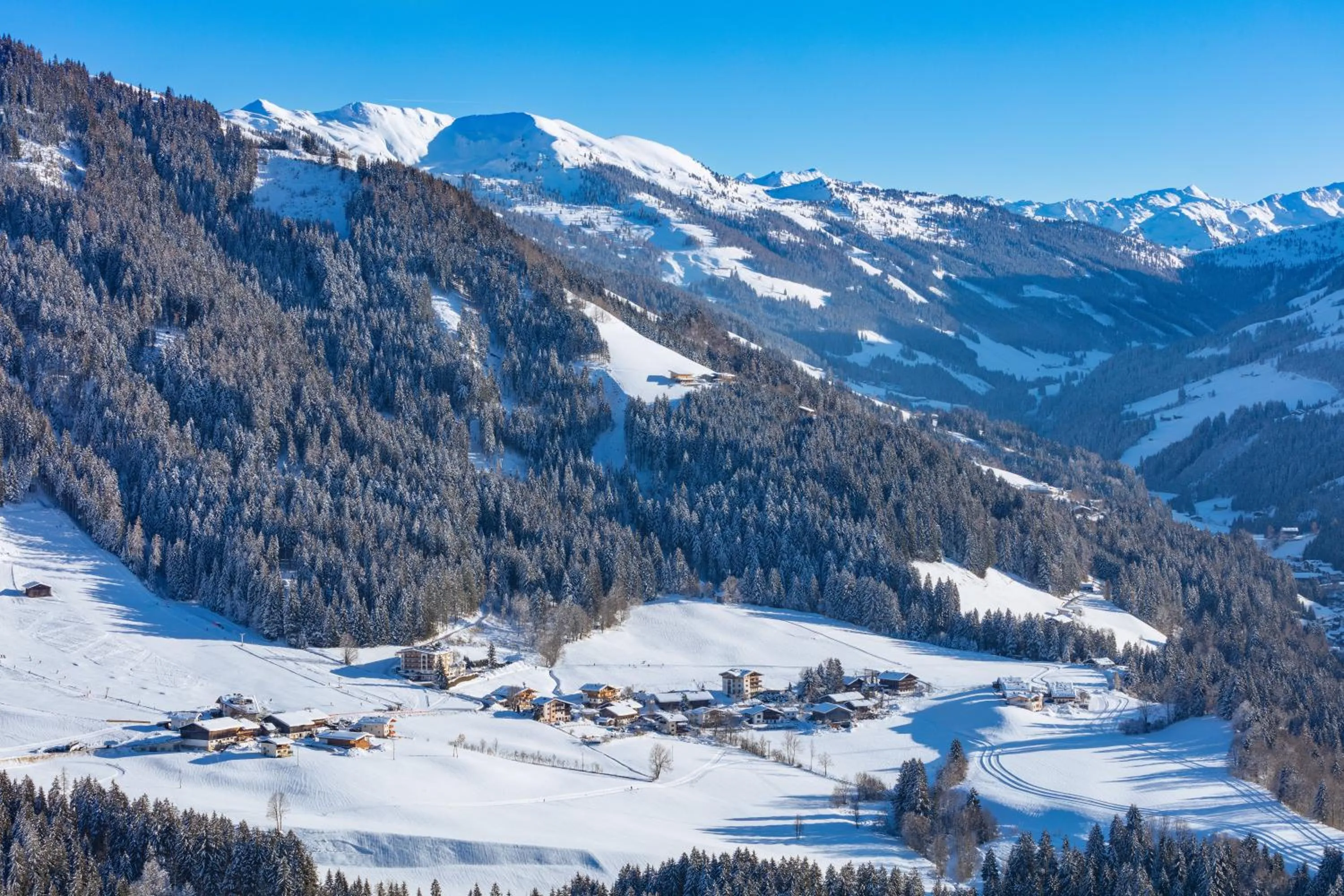 Off site in Apparthotel Talhof, Restaurant, Pool und Spa