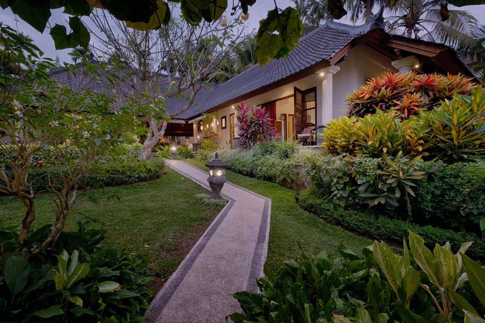 Property building in Kutus Kutus Estuary Saba Beach