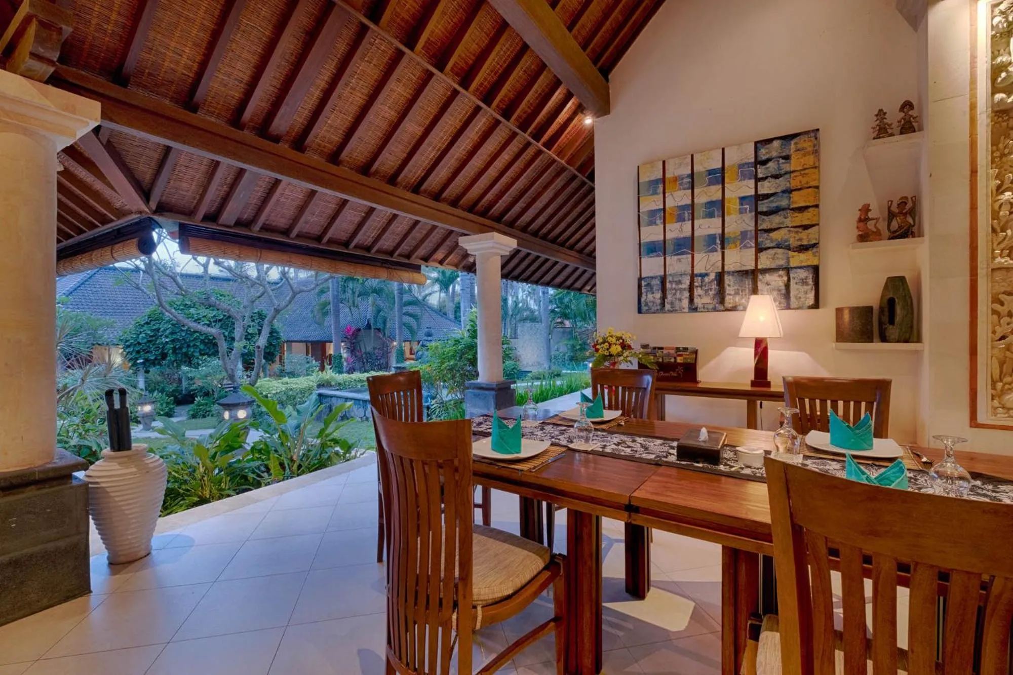 Seating area in Kutus Kutus Estuary Saba Beach