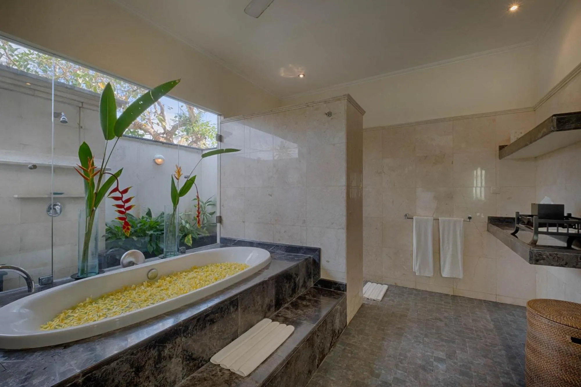 Bathroom in Kutus Kutus Estuary Saba Beach