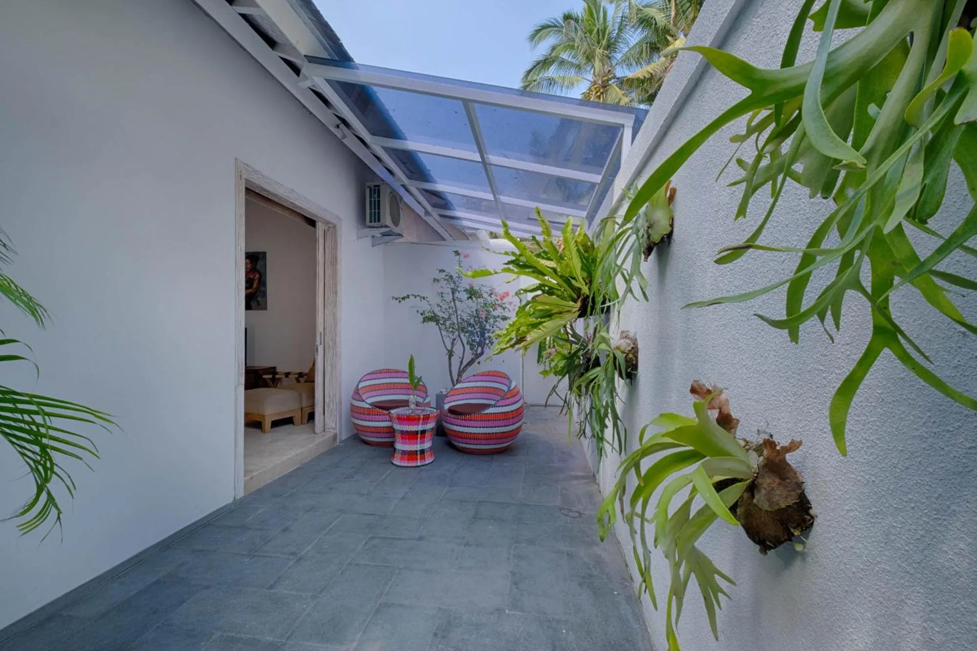 Seating area in Kutus Kutus Estuary Saba Beach