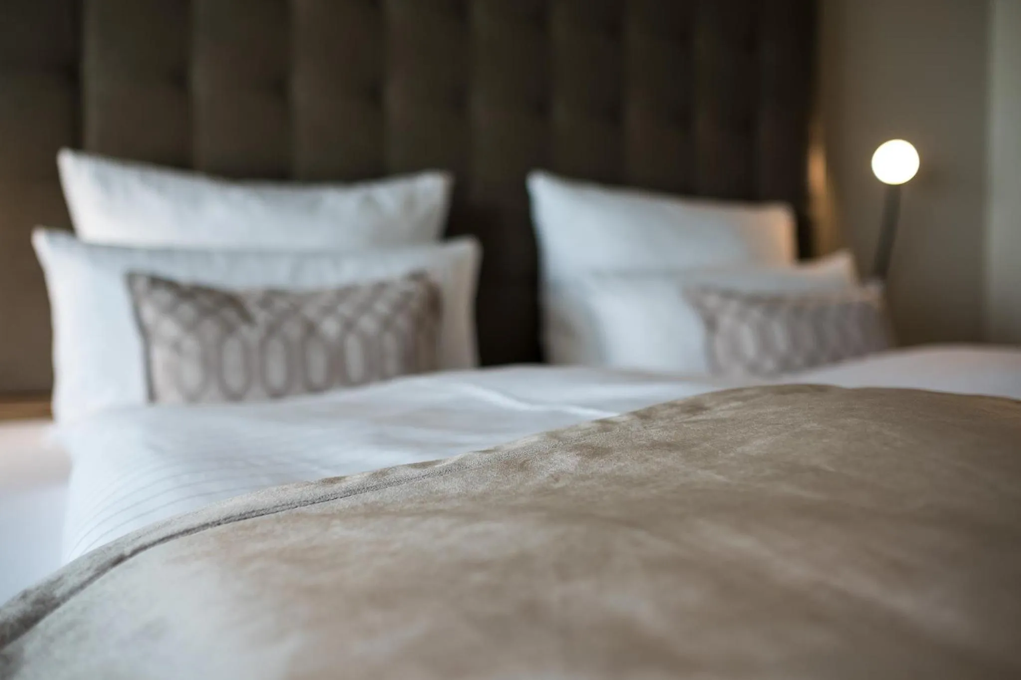 Bed in Rebhan's Business und Wellness Hotel